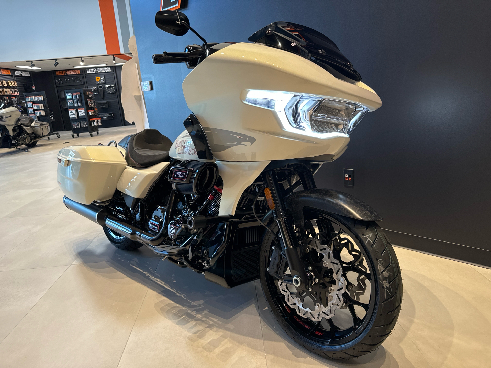 2024 Harley-Davidson CVO™ Road Glide® ST in Baldwin Park, California - Photo 13