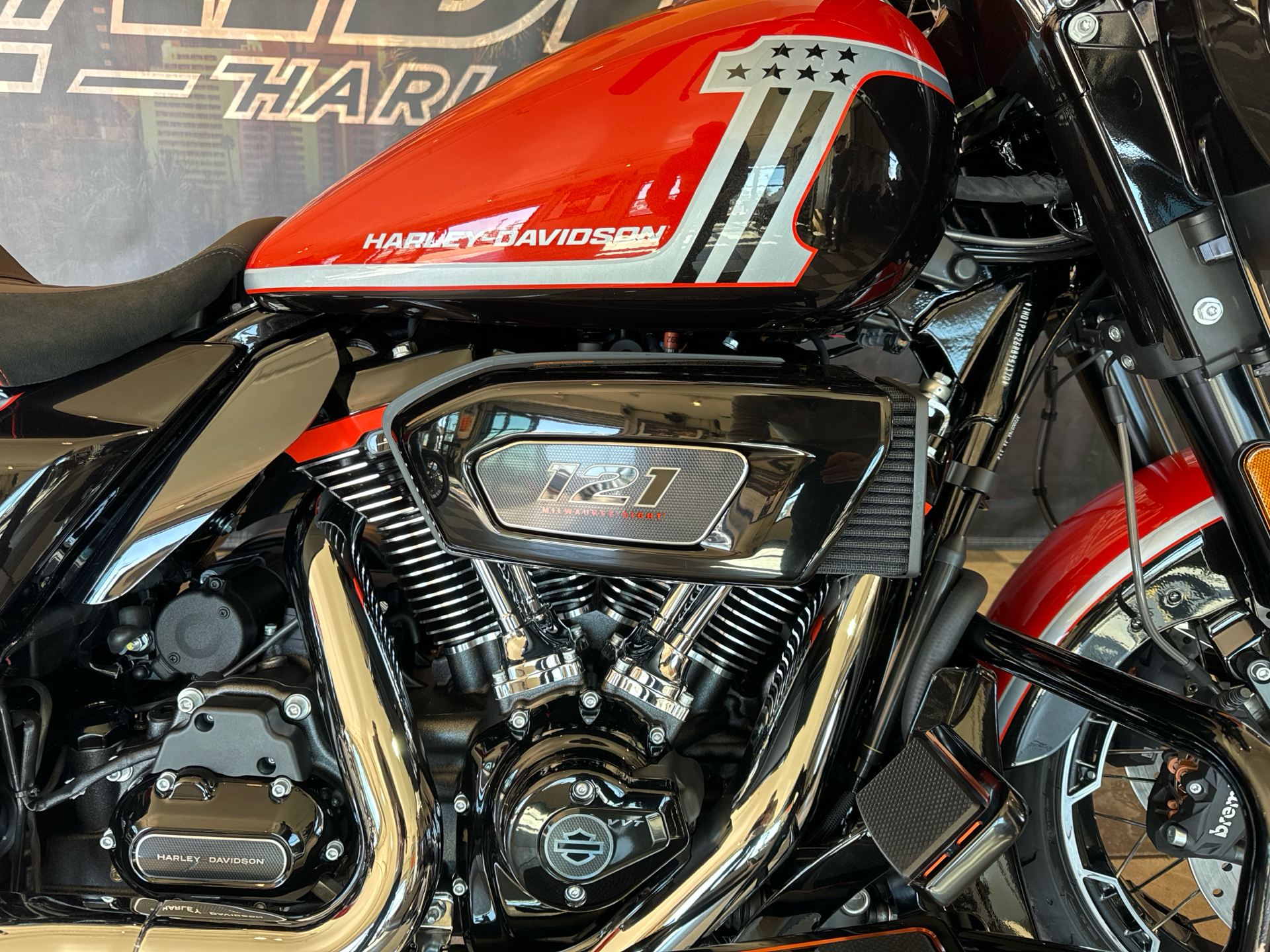 2024 Harley-Davidson CVO™ Street Glide® in Baldwin Park, California - Photo 3
