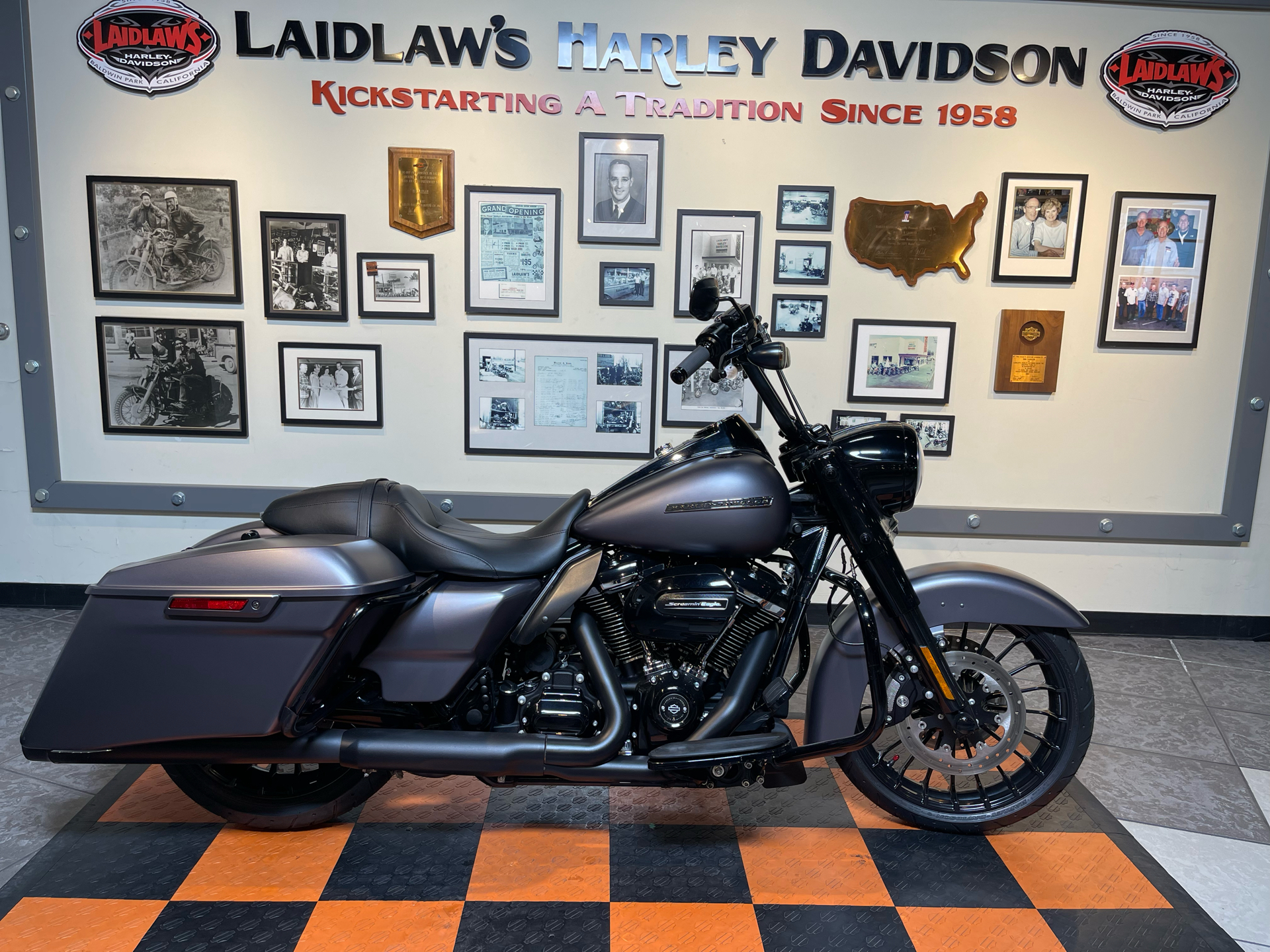 2017 Harley-Davidson Road King Special for sale 361477