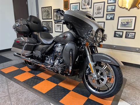 2023 Harley-Davidson Ultra Limited in Baldwin Park, California - Photo 2