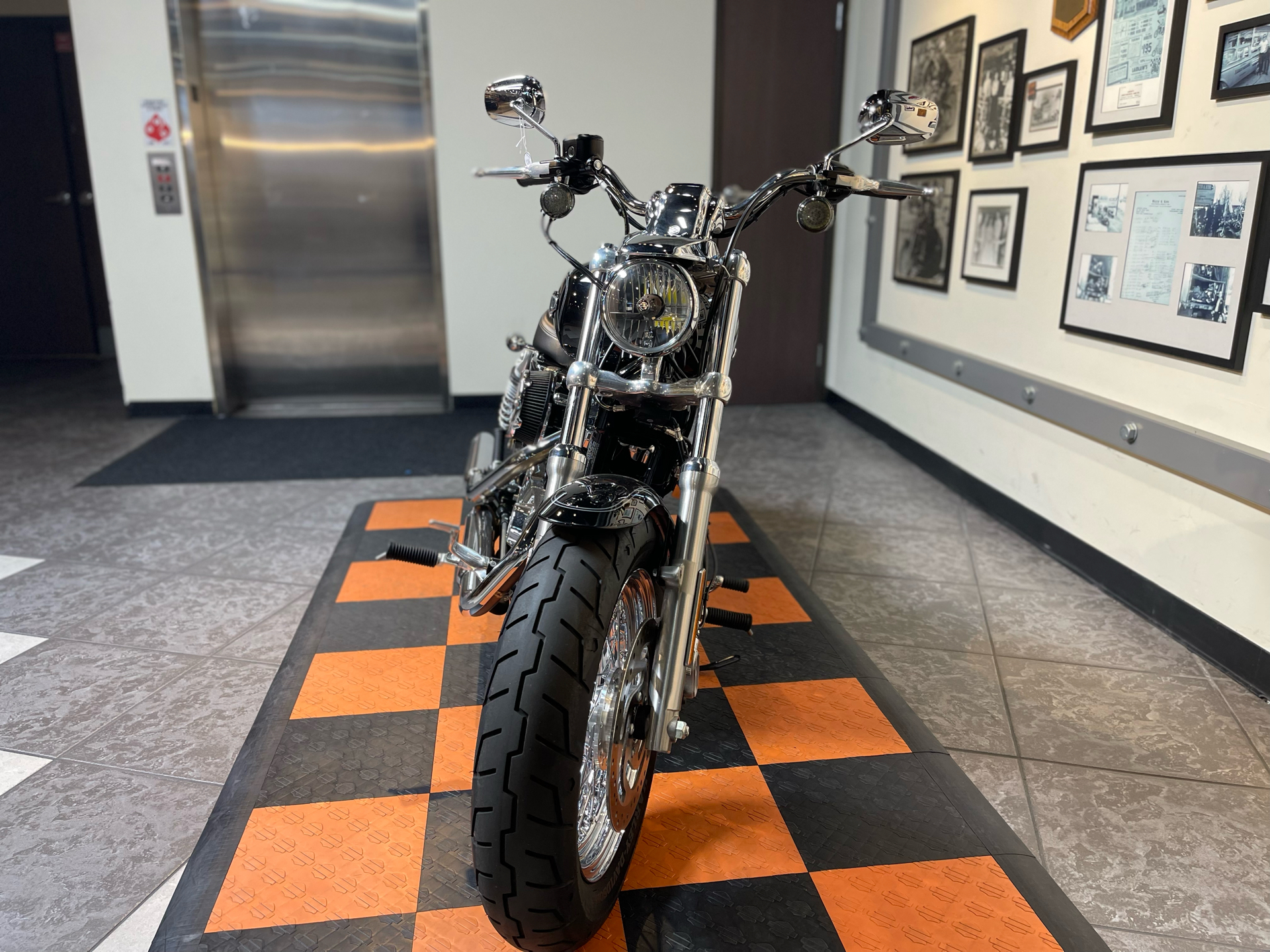 2017 Harley-Davidson 1200 Custom in Baldwin Park, California - Photo 7