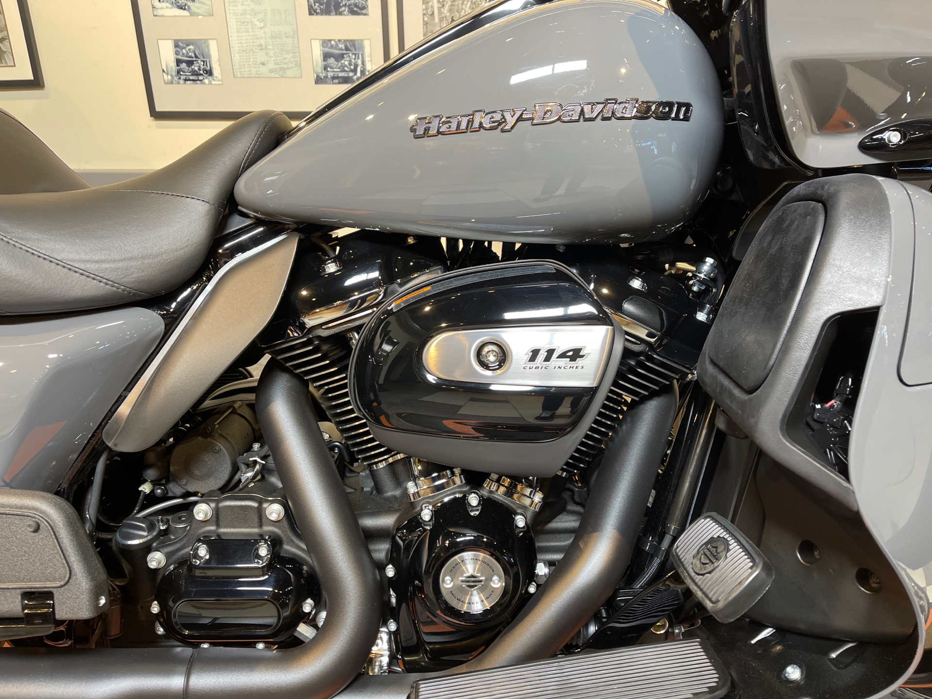 2022 Harley-Davidson Road Glide® Limited in Baldwin Park, California - Photo 3