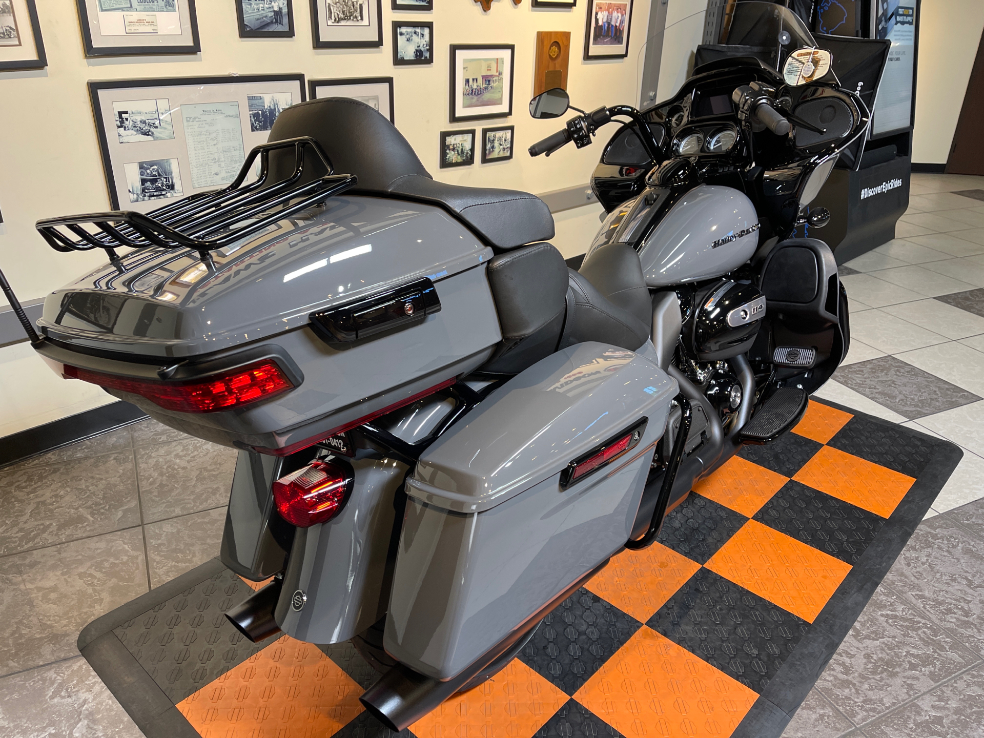 2022 Harley-Davidson Road Glide® Limited in Baldwin Park, California - Photo 8