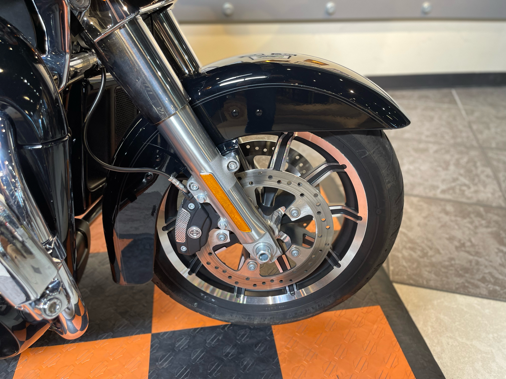 2019 Harley-Davidson Road Glide® Ultra in Baldwin Park, California - Photo 12