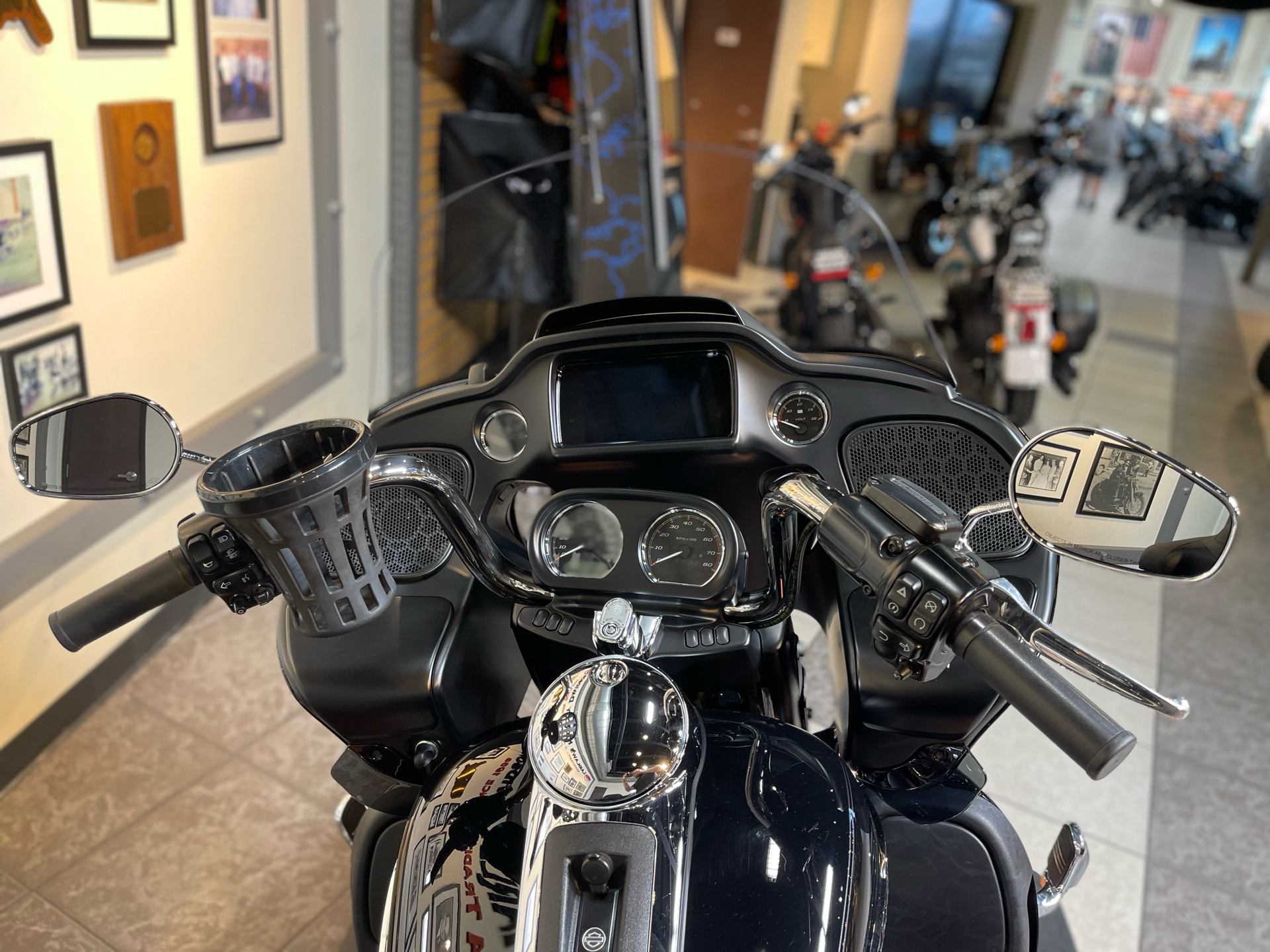 2019 Harley-Davidson Road Glide® Ultra in Baldwin Park, California - Photo 14