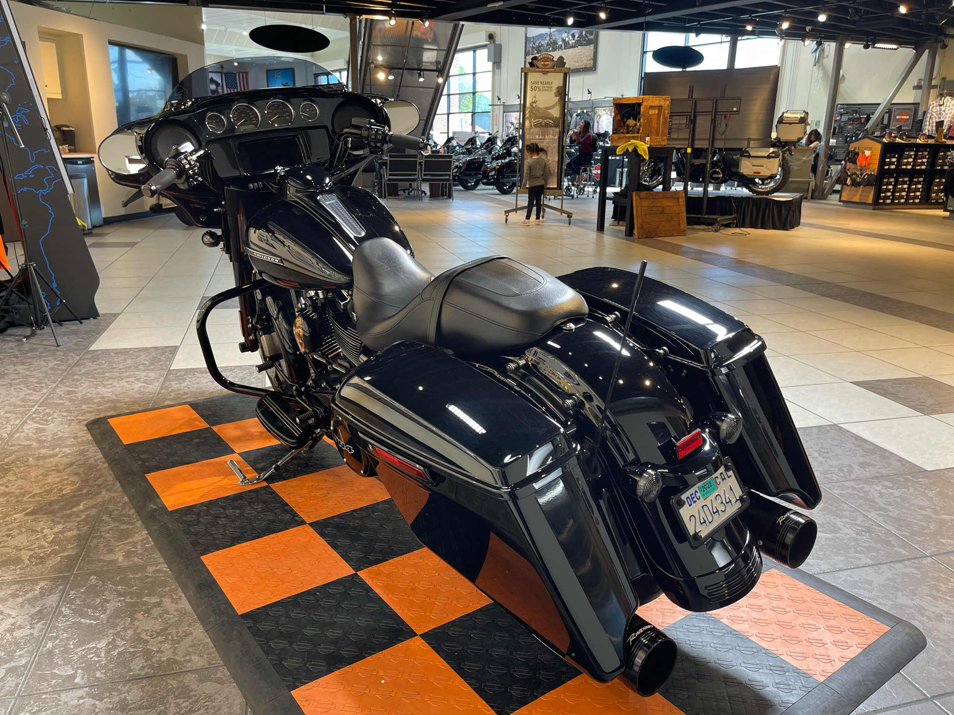 2019 Harley-Davidson Street Glide® Special in Baldwin Park, California - Photo 4