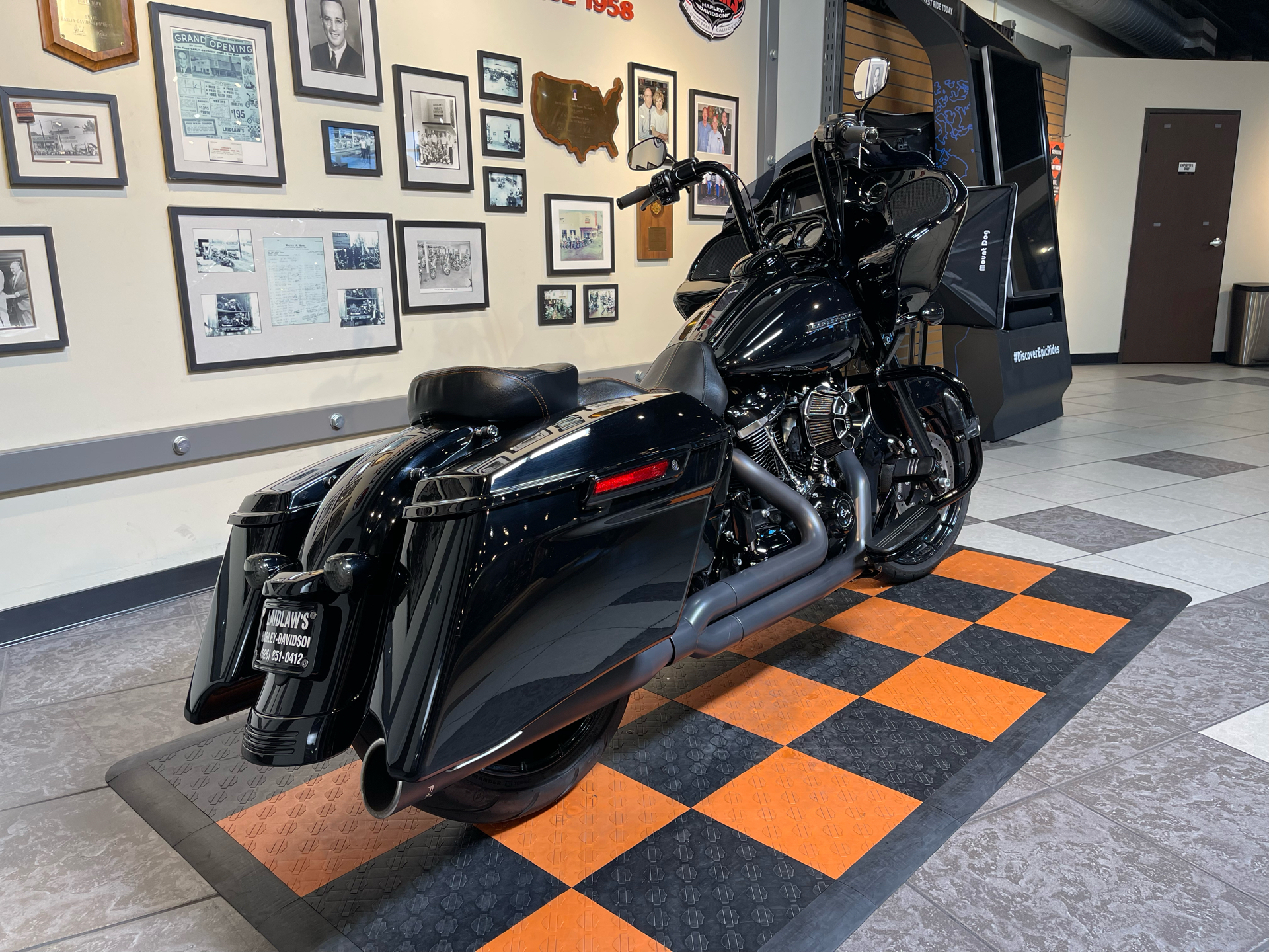 2018 Harley-Davidson Road Glide® Special in Baldwin Park, California - Photo 2