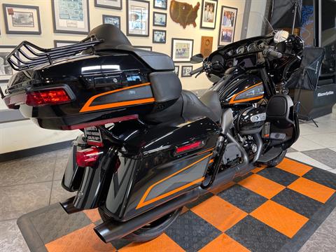2022 Harley-Davidson Ultra Limited in Baldwin Park, California - Photo 5
