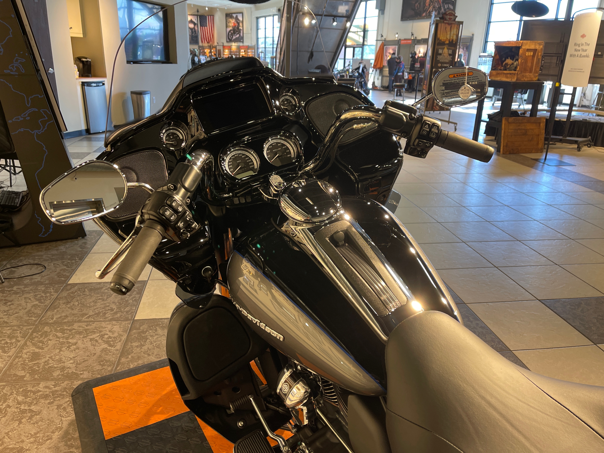 2022 Harley-Davidson Road Glide® Limited in Baldwin Park, California - Photo 9