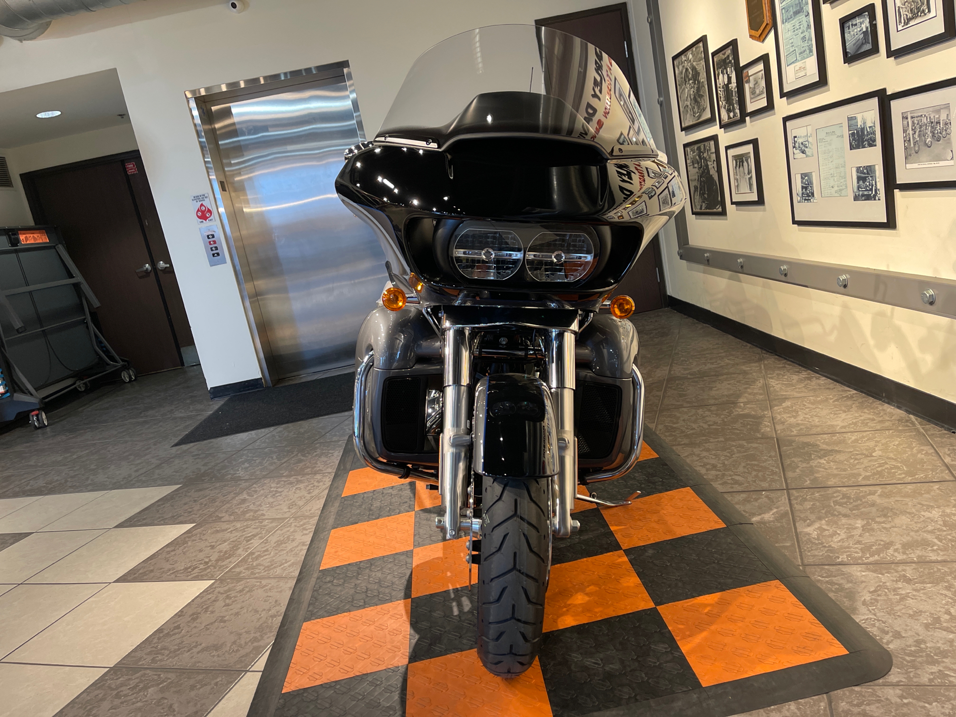 2022 Harley-Davidson Road Glide® Limited in Baldwin Park, California - Photo 12