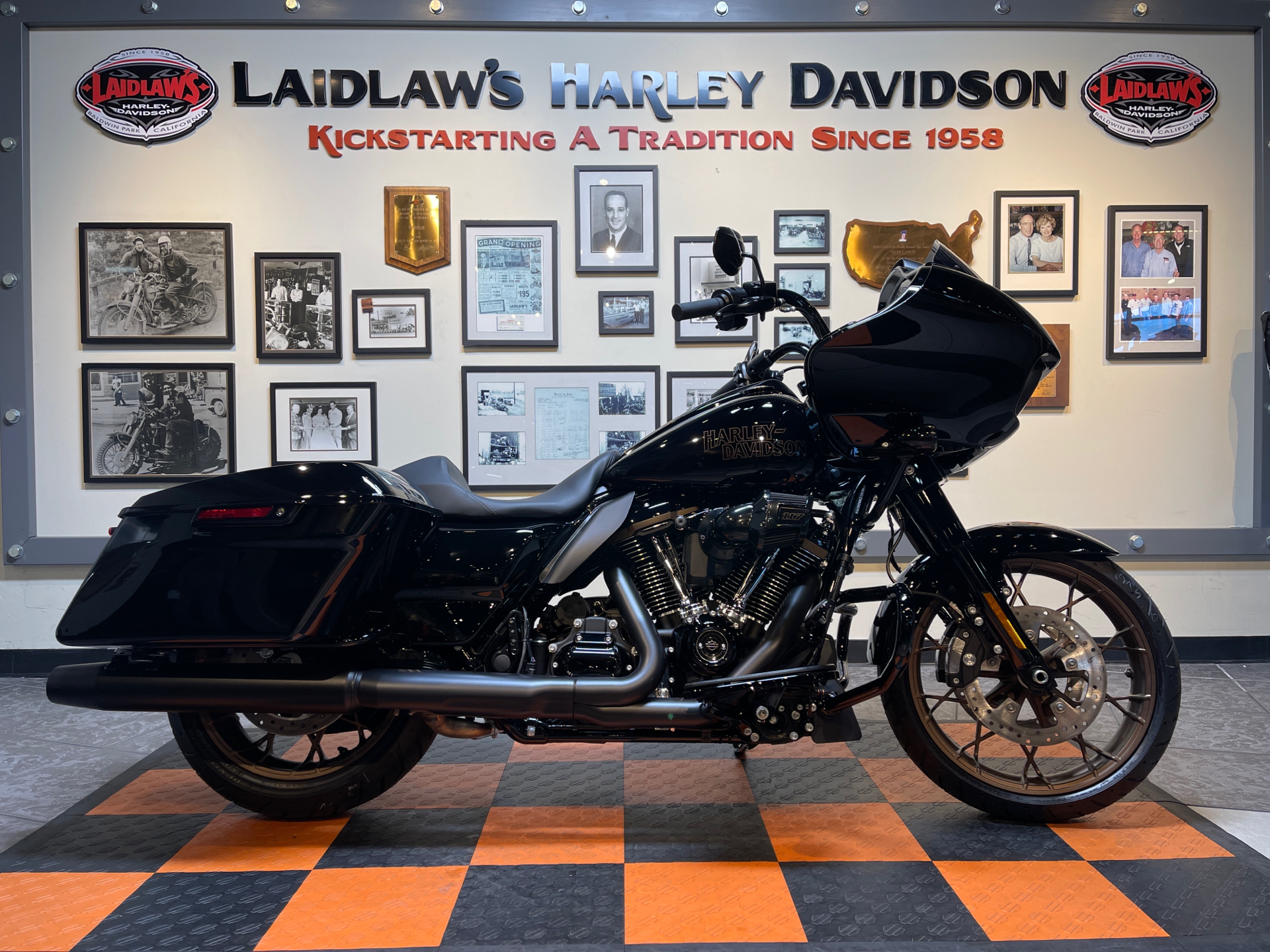 2022 Harley-Davidson Road Glide® ST in Baldwin Park, California - Photo 1