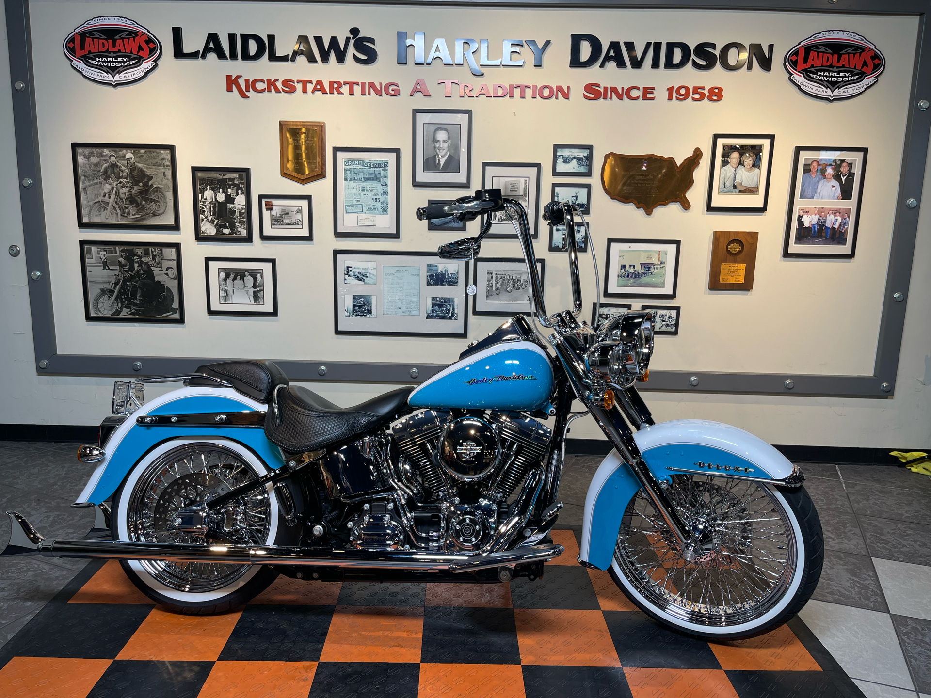 2017 Harley-Davidson Softail® Deluxe in Baldwin Park, California - Photo 1