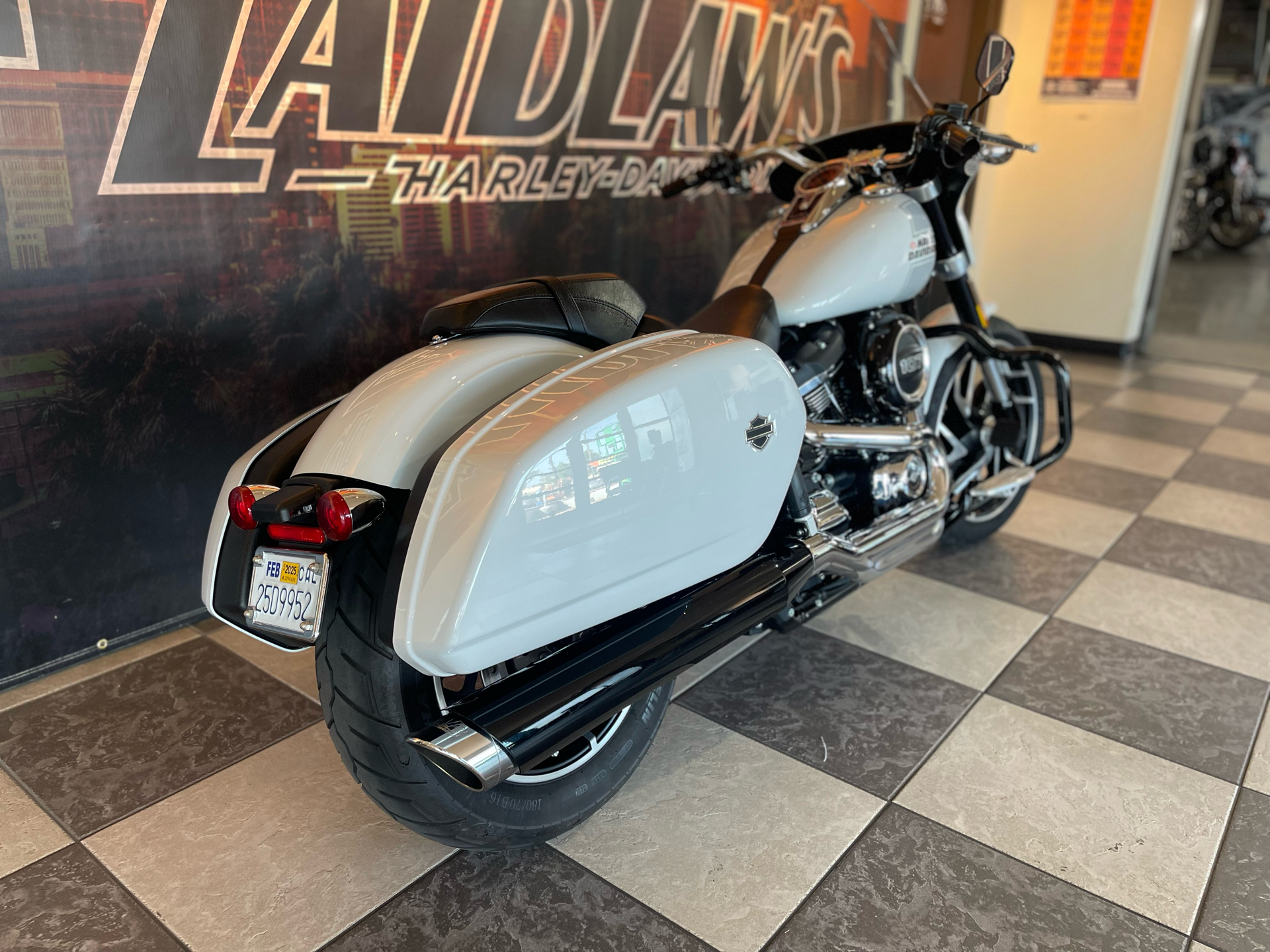 2021 Harley-Davidson Sport Glide® in Baldwin Park, California - Photo 2