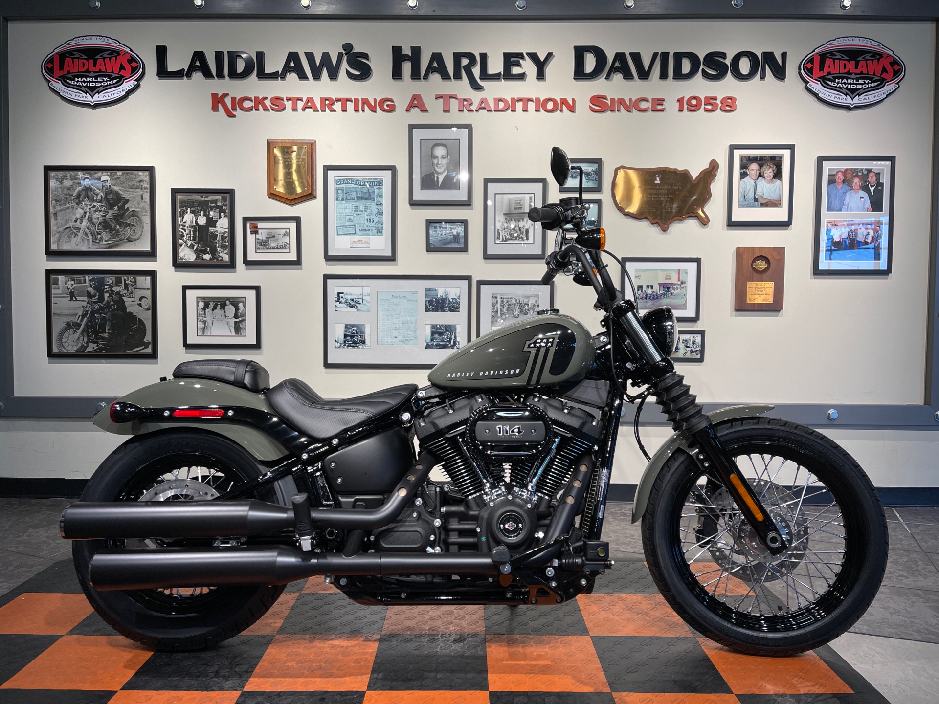 New 21 Harley Davidson Street Bob 114 Deadwood Green Baldwin Park Ca 239