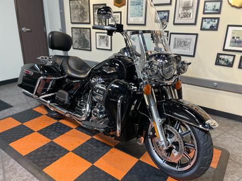 2017 Harley-Davidson Road King® in Baldwin Park, California - Photo 8