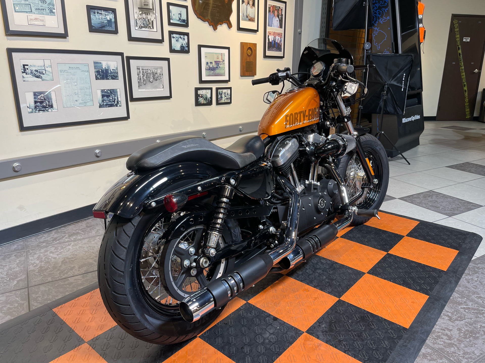 2015 Harley-Davidson Forty-Eight® in Baldwin Park, California - Photo 2