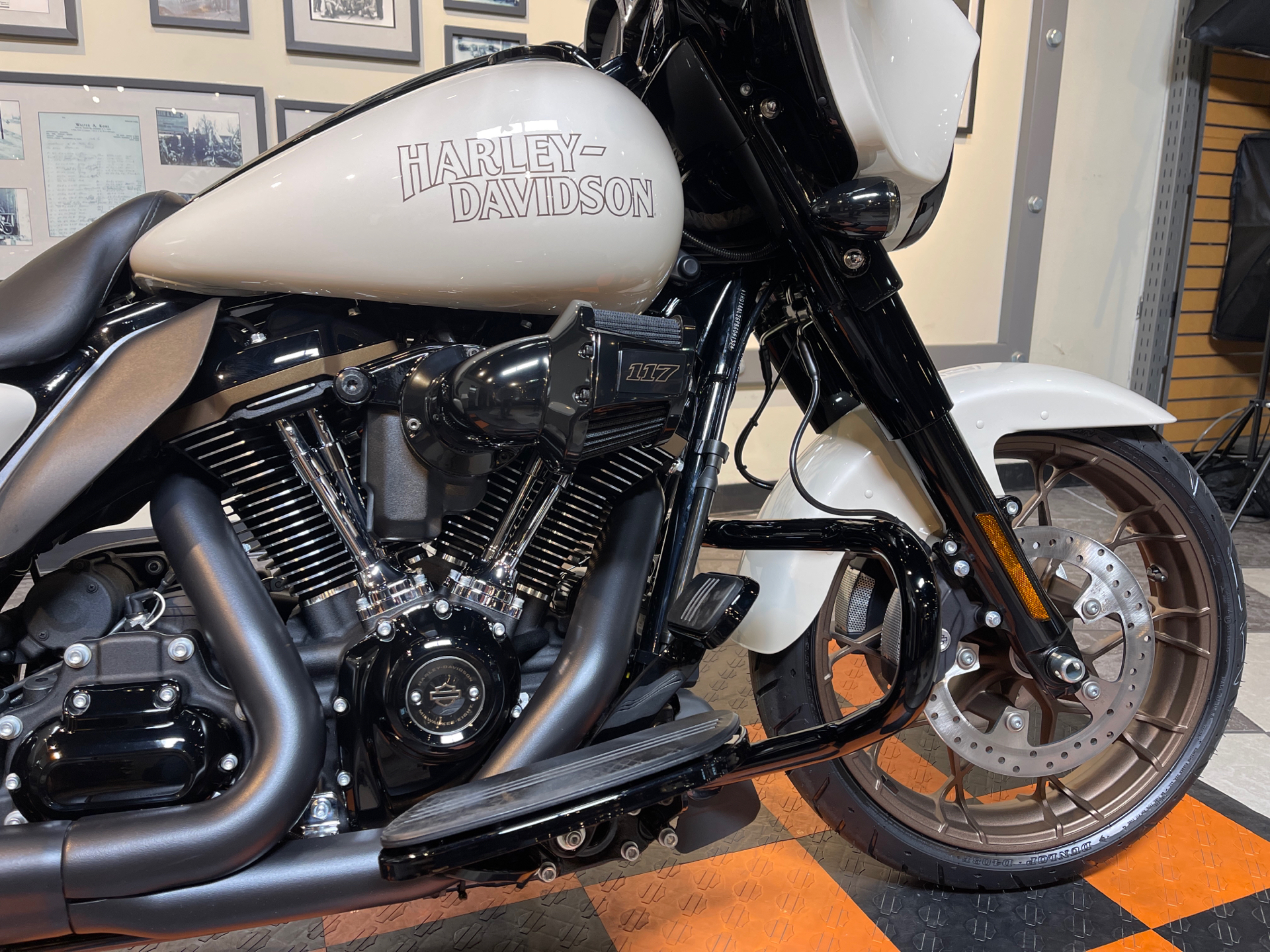 2023 Harley-Davidson Street Glide® ST in Baldwin Park, California - Photo 13