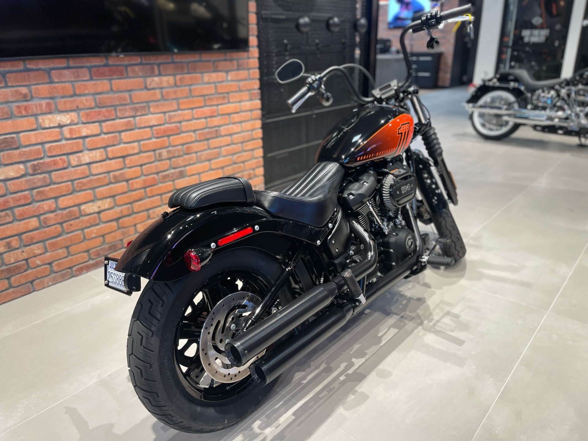 2022 Harley-Davidson Street Bob® 114 in Baldwin Park, California - Photo 2