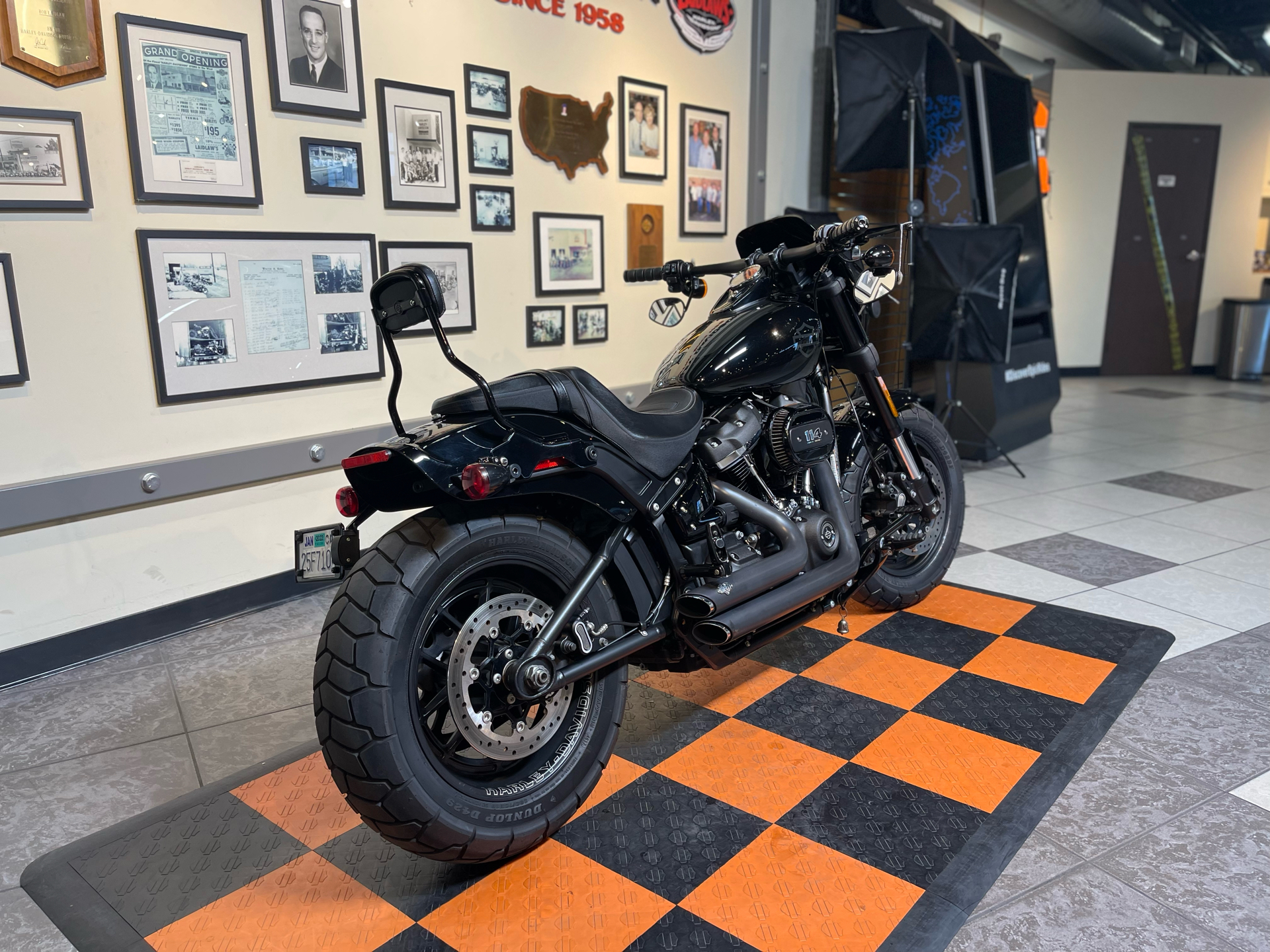 2018 Harley-Davidson Fat Bob® 114 in Baldwin Park, California - Photo 2