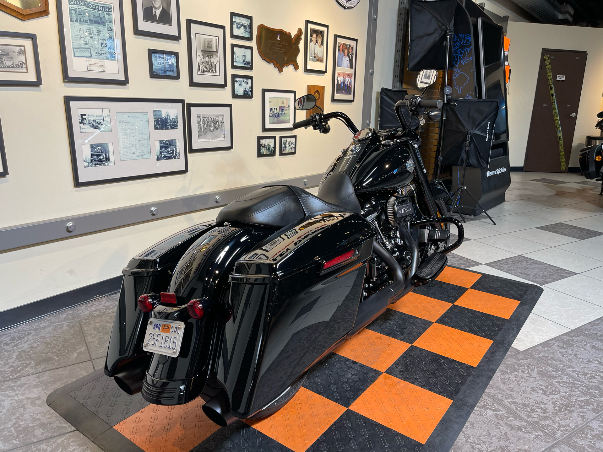 2021 Harley-Davidson Road King® Special in Baldwin Park, California - Photo 2