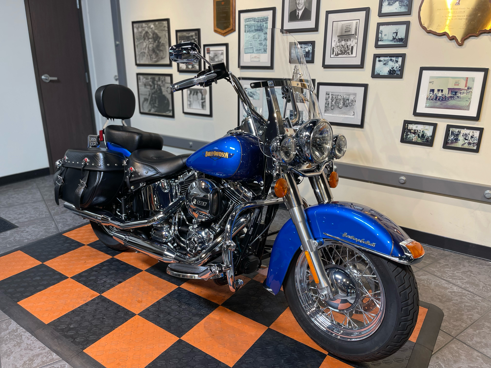 2017 Harley-Davidson Heritage Softail® Classic in Baldwin Park, California - Photo 8