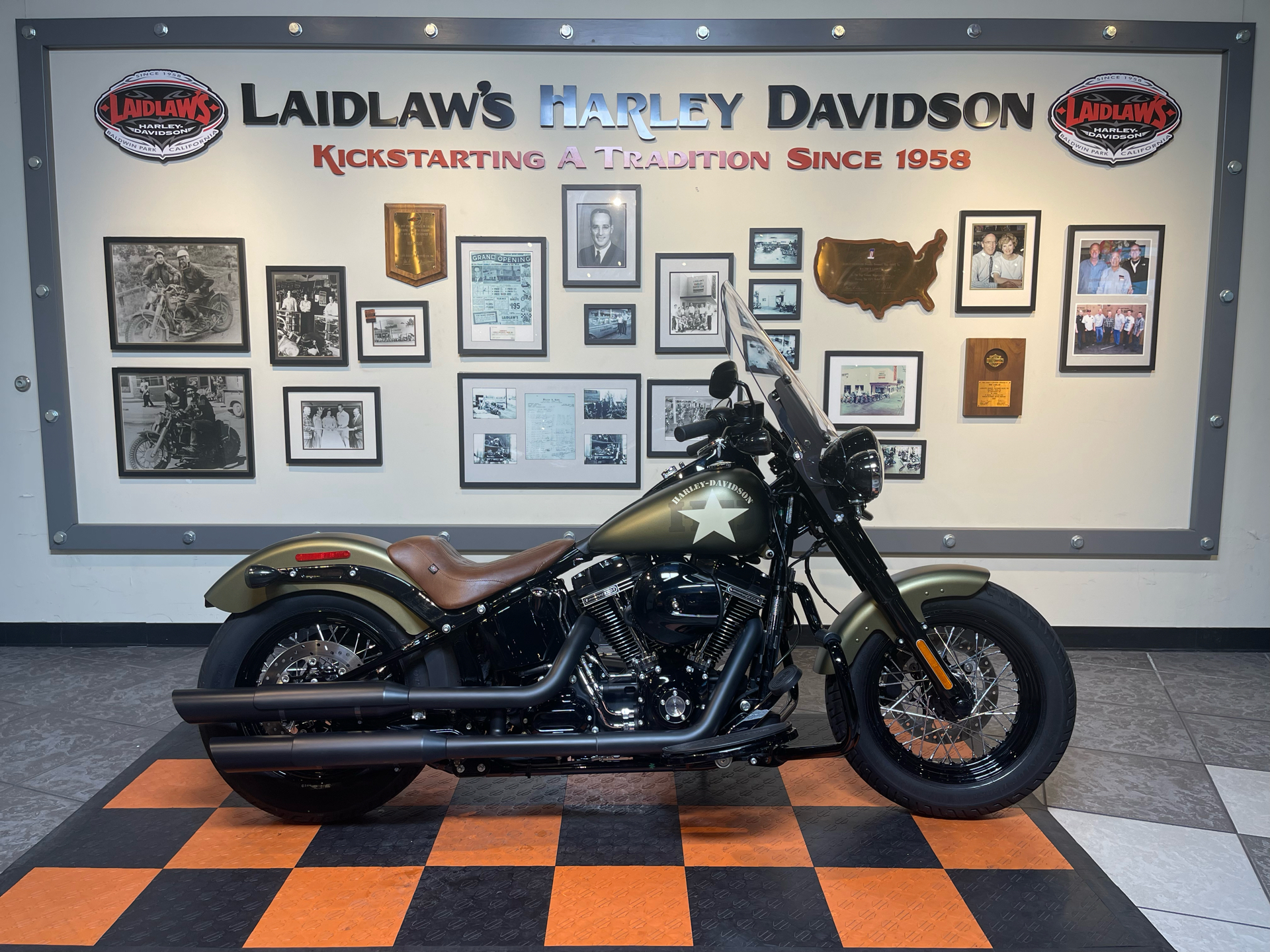 2017 Harley-Davidson Softail Slim® S in Baldwin Park, California - Photo 1