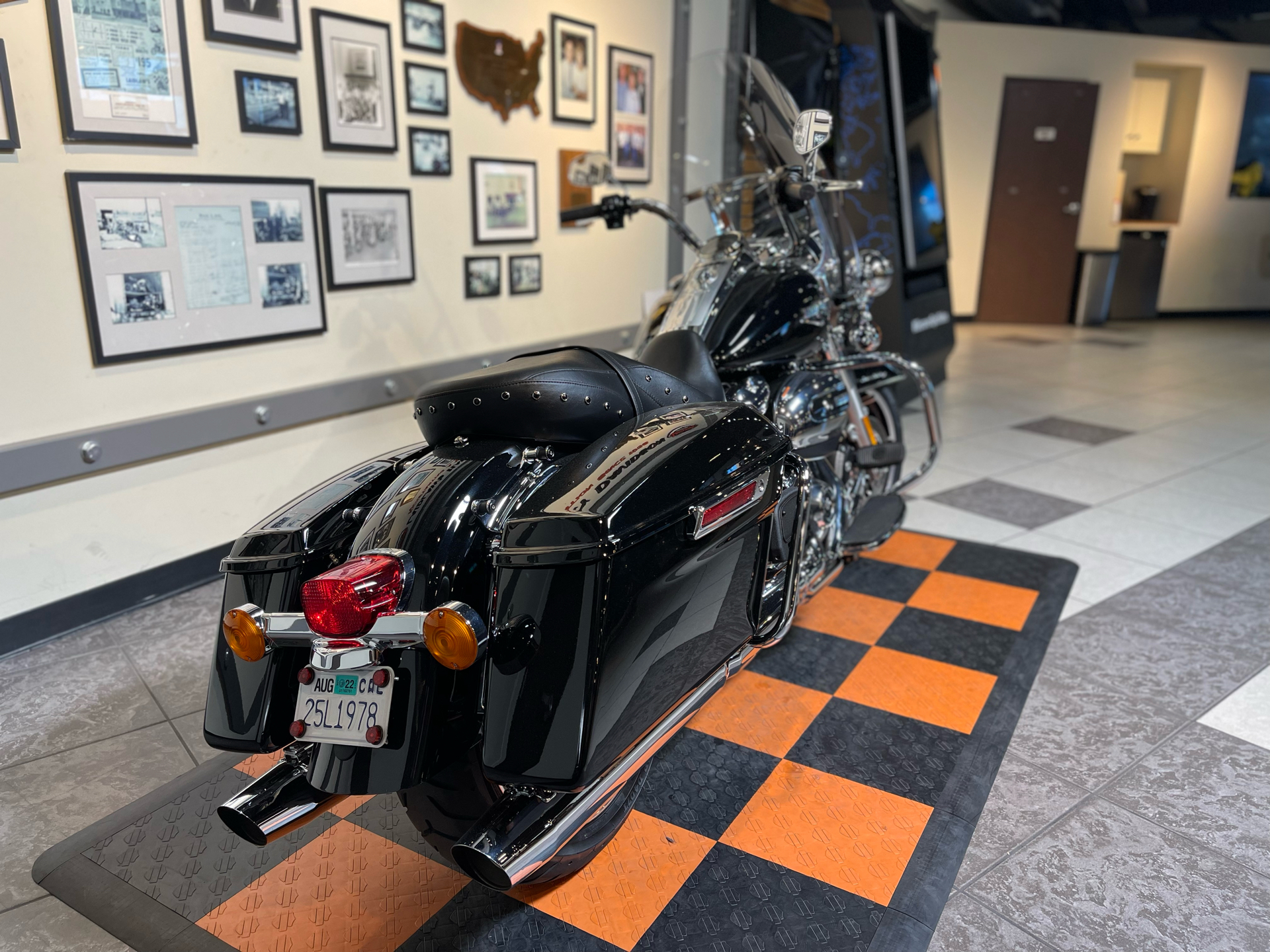 2021 Harley-Davidson Road King® in Baldwin Park, California - Photo 2