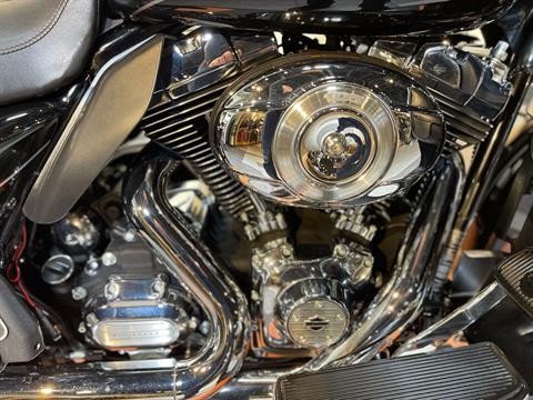2013 Harley-Davidson Electra Glide® Ultra Limited in Baldwin Park, California - Photo 9