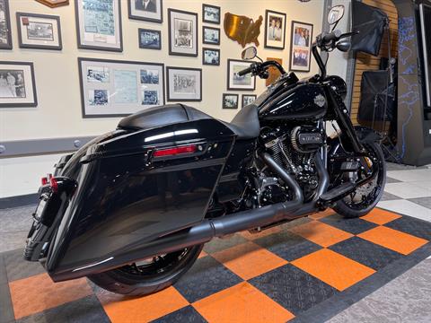 2022 Harley-Davidson Road King® Special in Baldwin Park, California - Photo 4