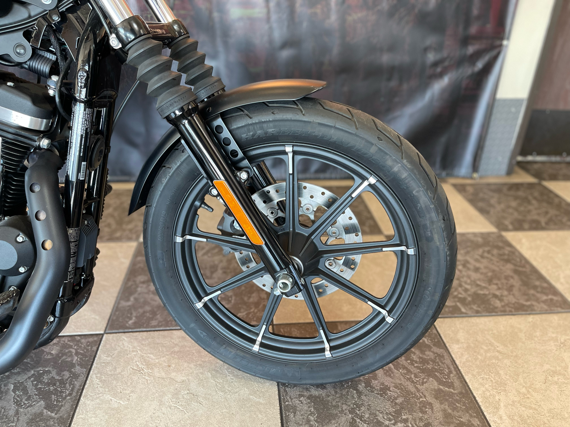 2021 Harley-Davidson Iron 883™ in Baldwin Park, California - Photo 15