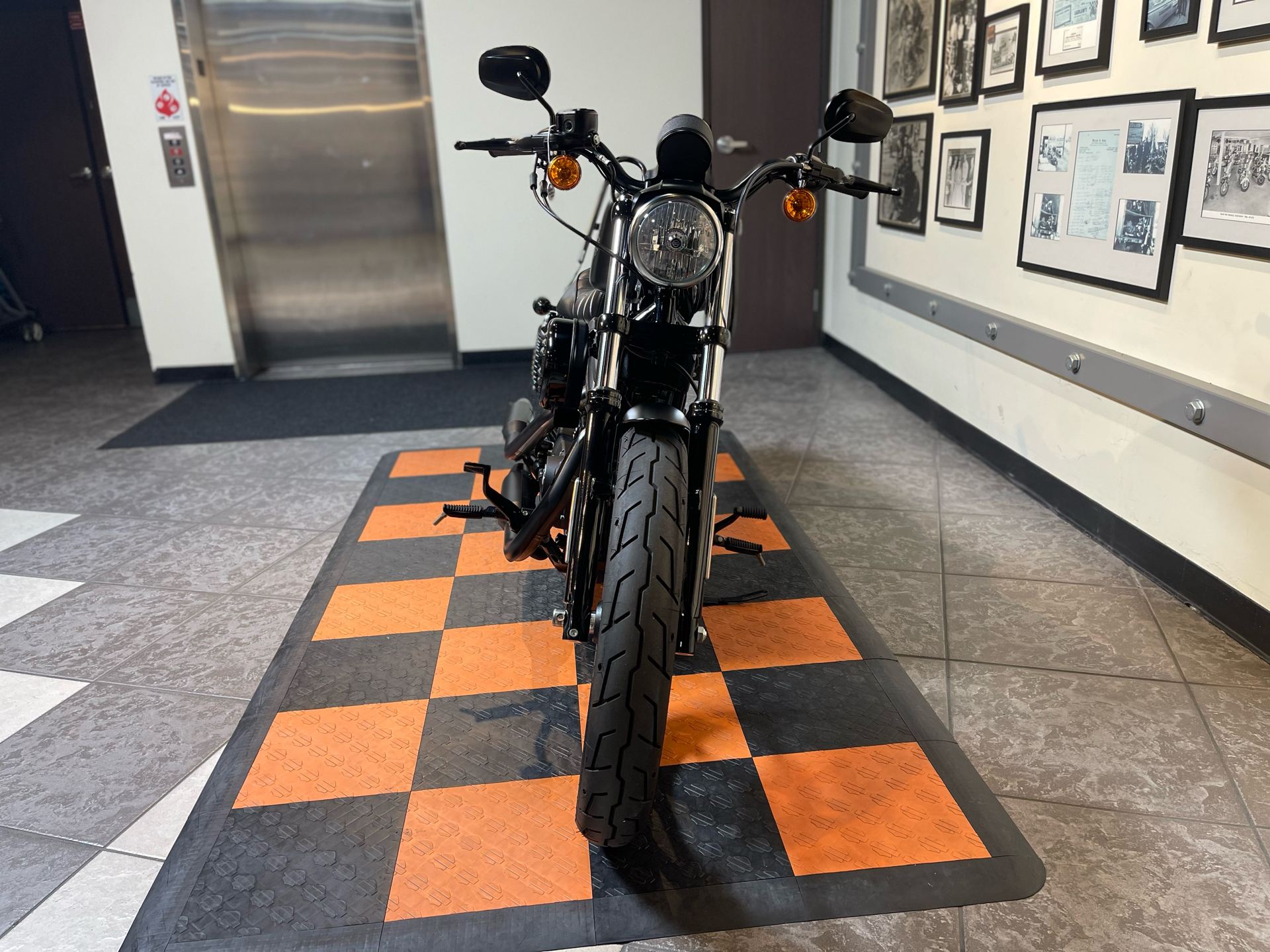 2021 Harley-Davidson Iron 883™ in Baldwin Park, California - Photo 7