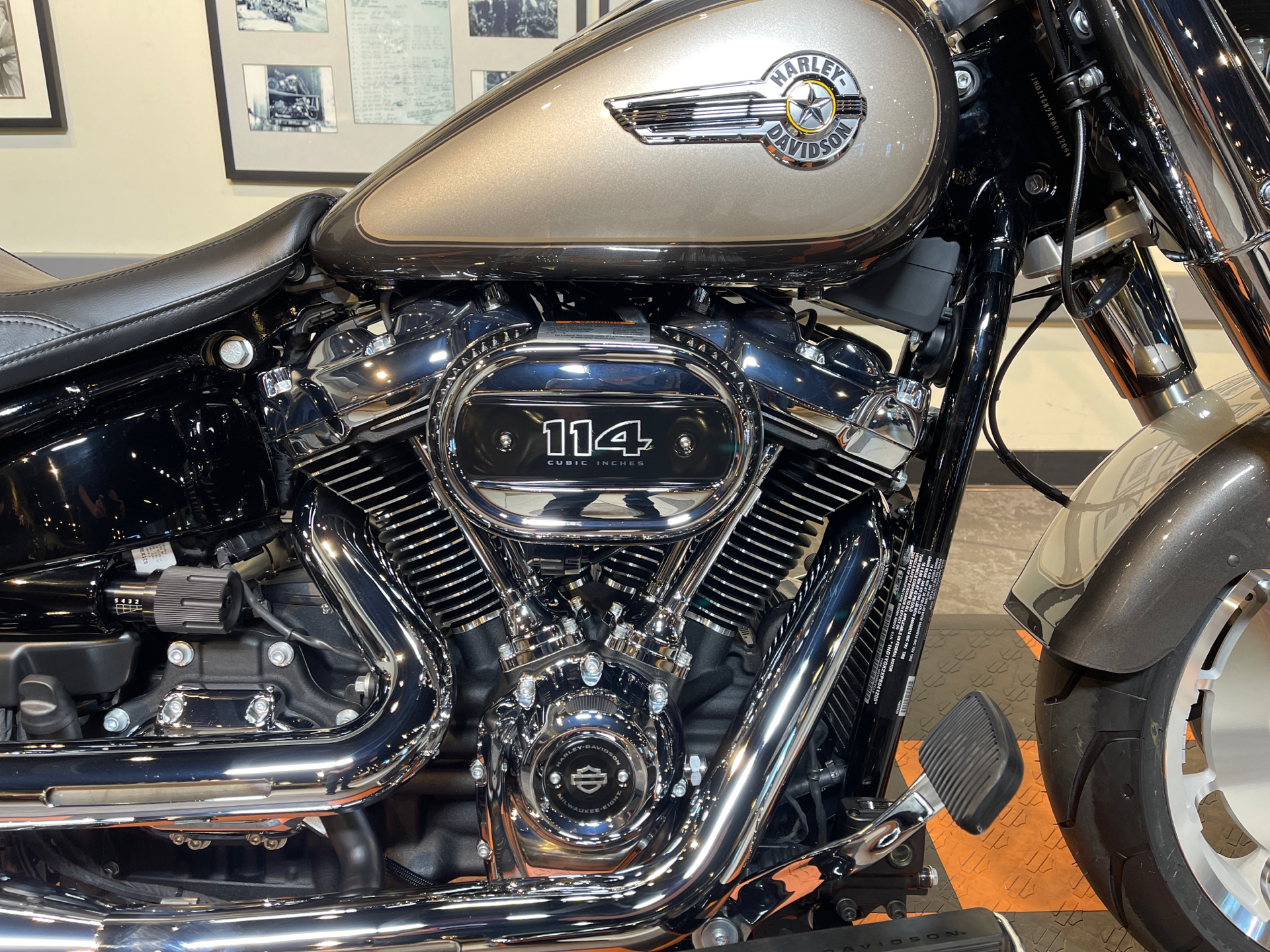 2023 Harley-Davidson Fat Boy® 114 in Baldwin Park, California - Photo 3