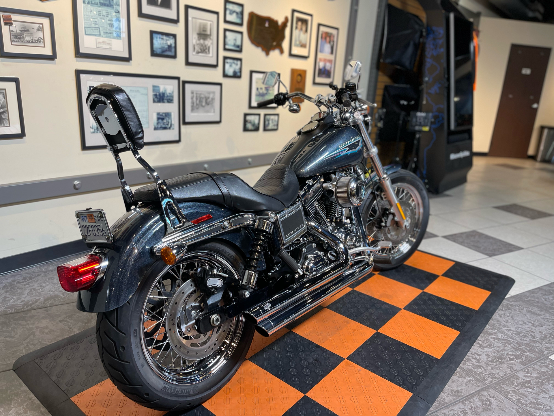 2015 Harley-Davidson Low Rider® in Baldwin Park, California - Photo 2