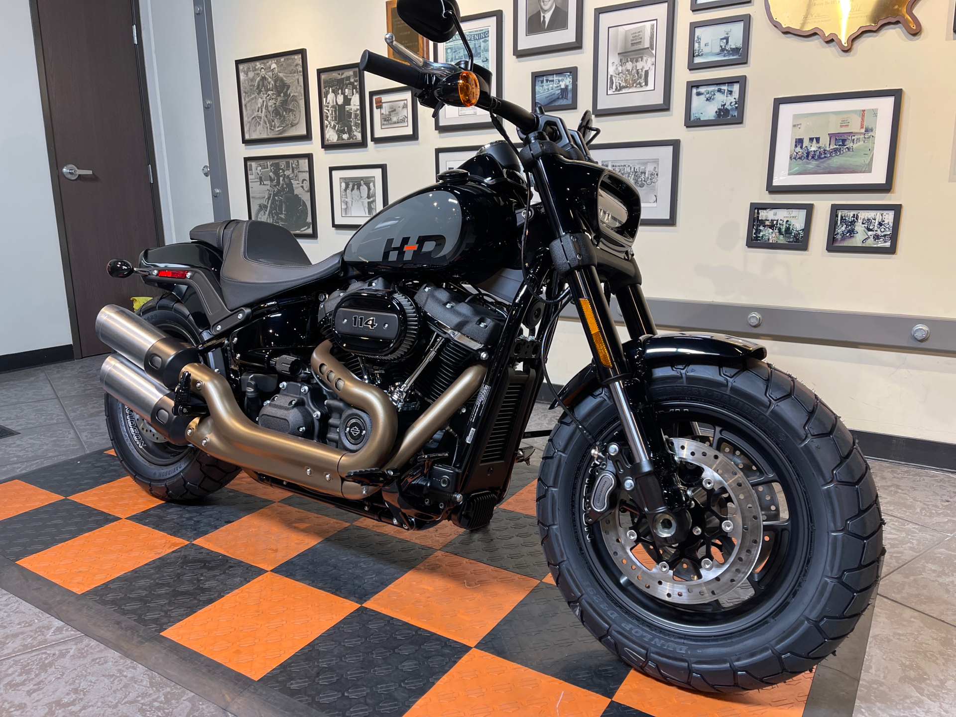 2023 Harley-Davidson Fat Bob® 114 in Baldwin Park, California - Photo 2