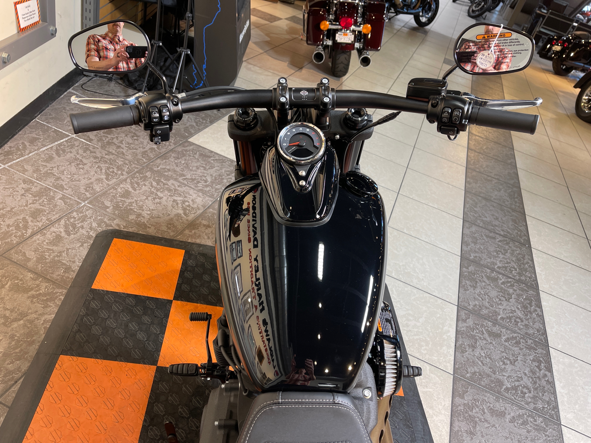 2023 Harley-Davidson Fat Bob® 114 in Baldwin Park, California - Photo 5