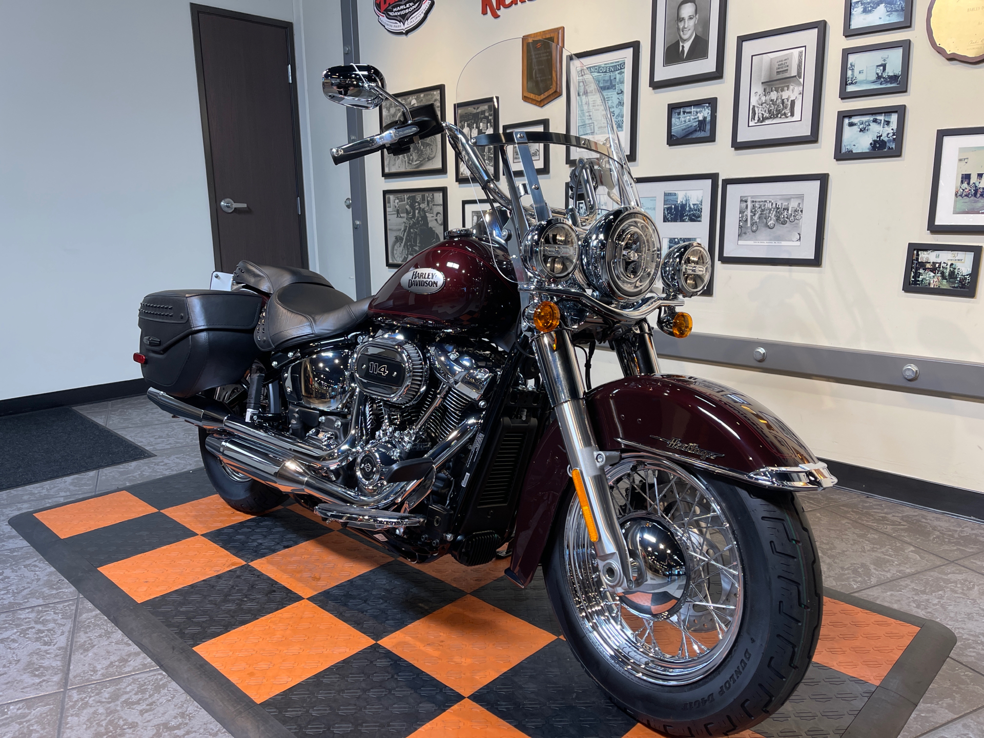 2022 Harley-Davidson Heritage Classic 114 in Baldwin Park, California - Photo 2