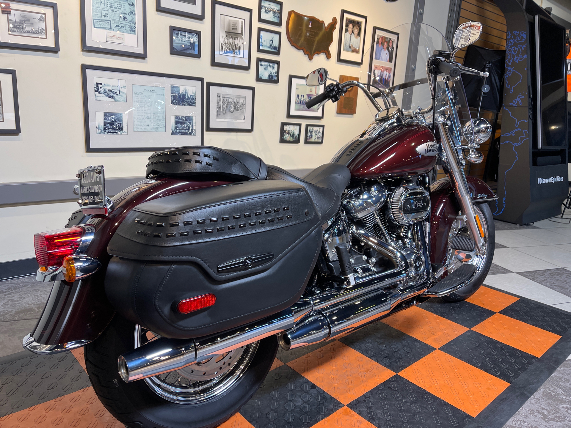 2022 Harley-Davidson Heritage Classic 114 in Baldwin Park, California - Photo 5