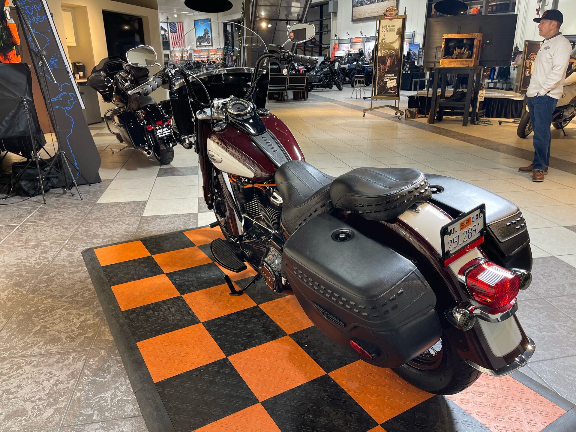 2021 Harley-Davidson Heritage Classic 114 in Baldwin Park, California - Photo 4