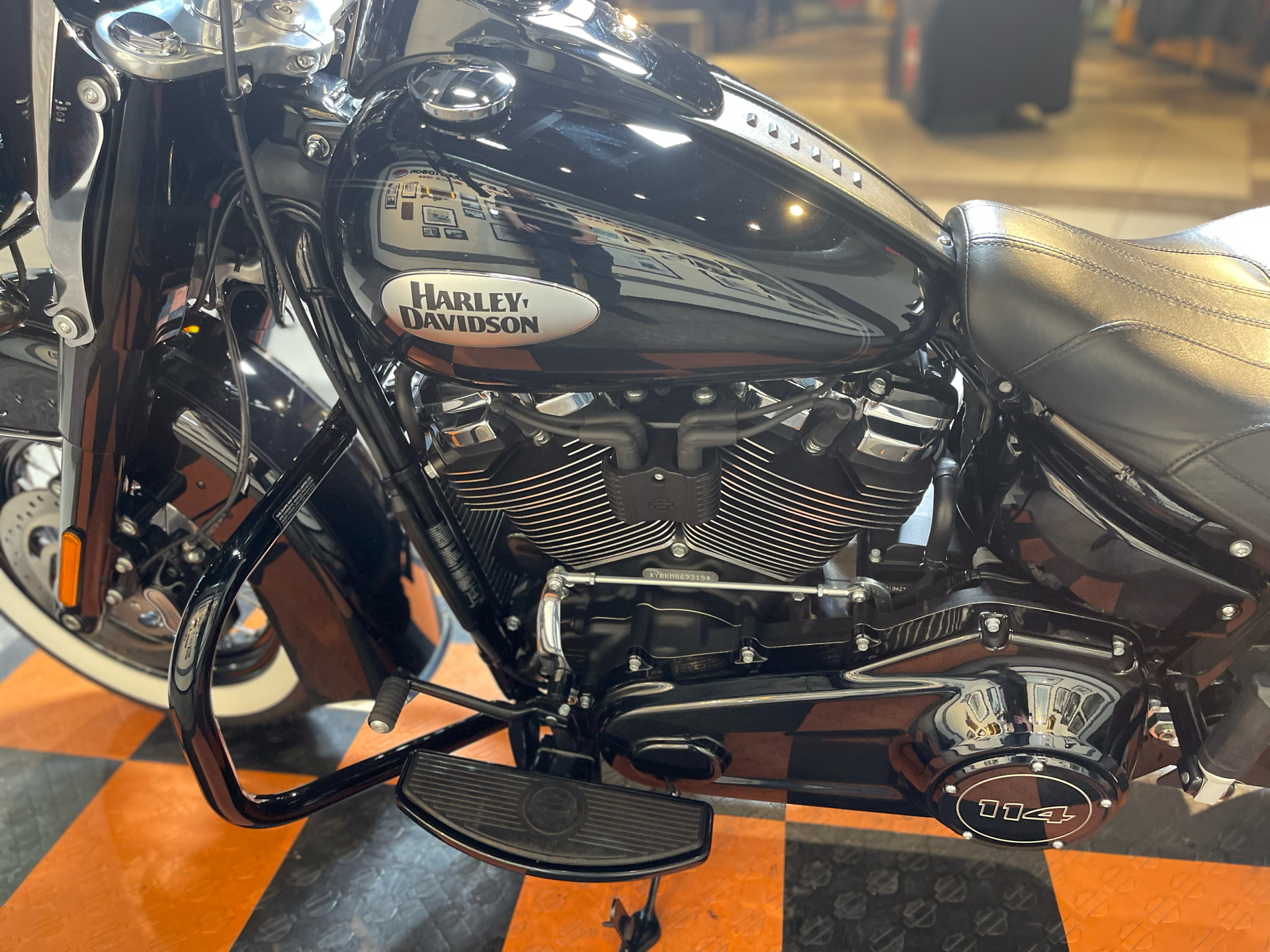 2021 Harley-Davidson Heritage Classic 114 in Baldwin Park, California - Photo 17