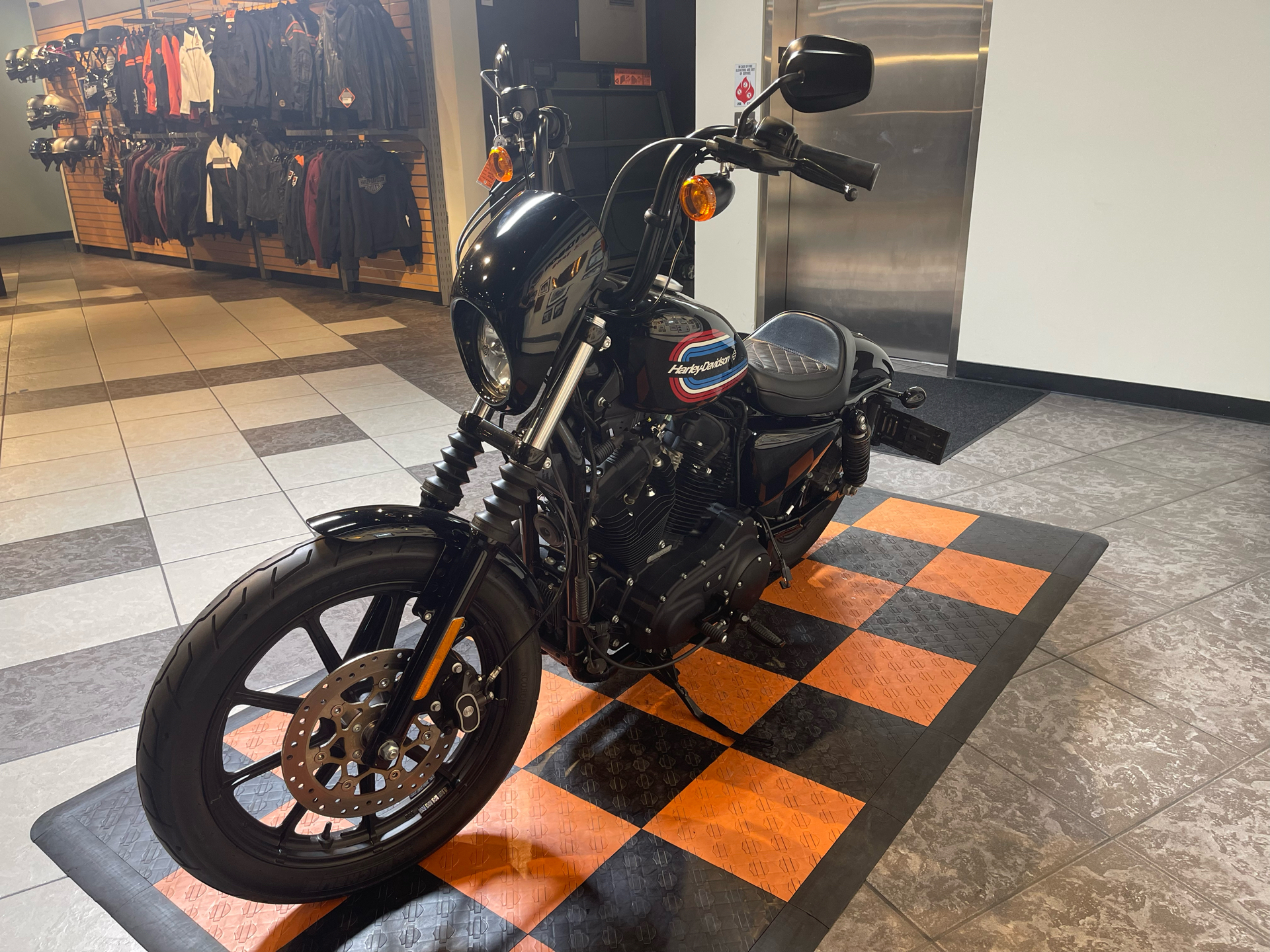 2020 Harley-Davidson Iron 1200™ in Baldwin Park, California - Photo 6