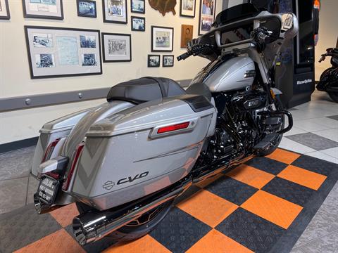 2023 Harley-Davidson CVO™ Street Glide® in Baldwin Park, California - Photo 5