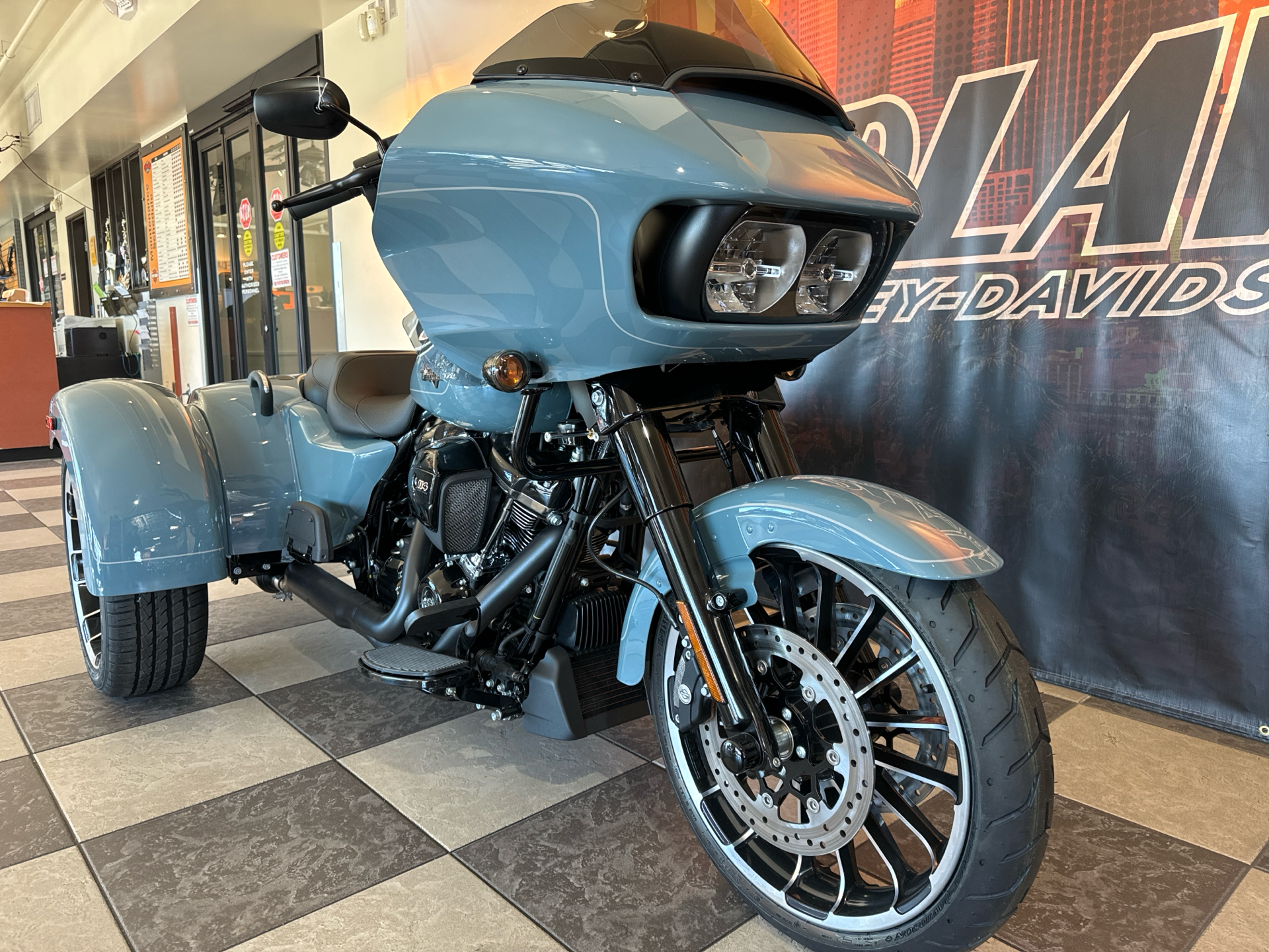 2024 Harley-Davidson Road Glide® 3 in Baldwin Park, California - Photo 11