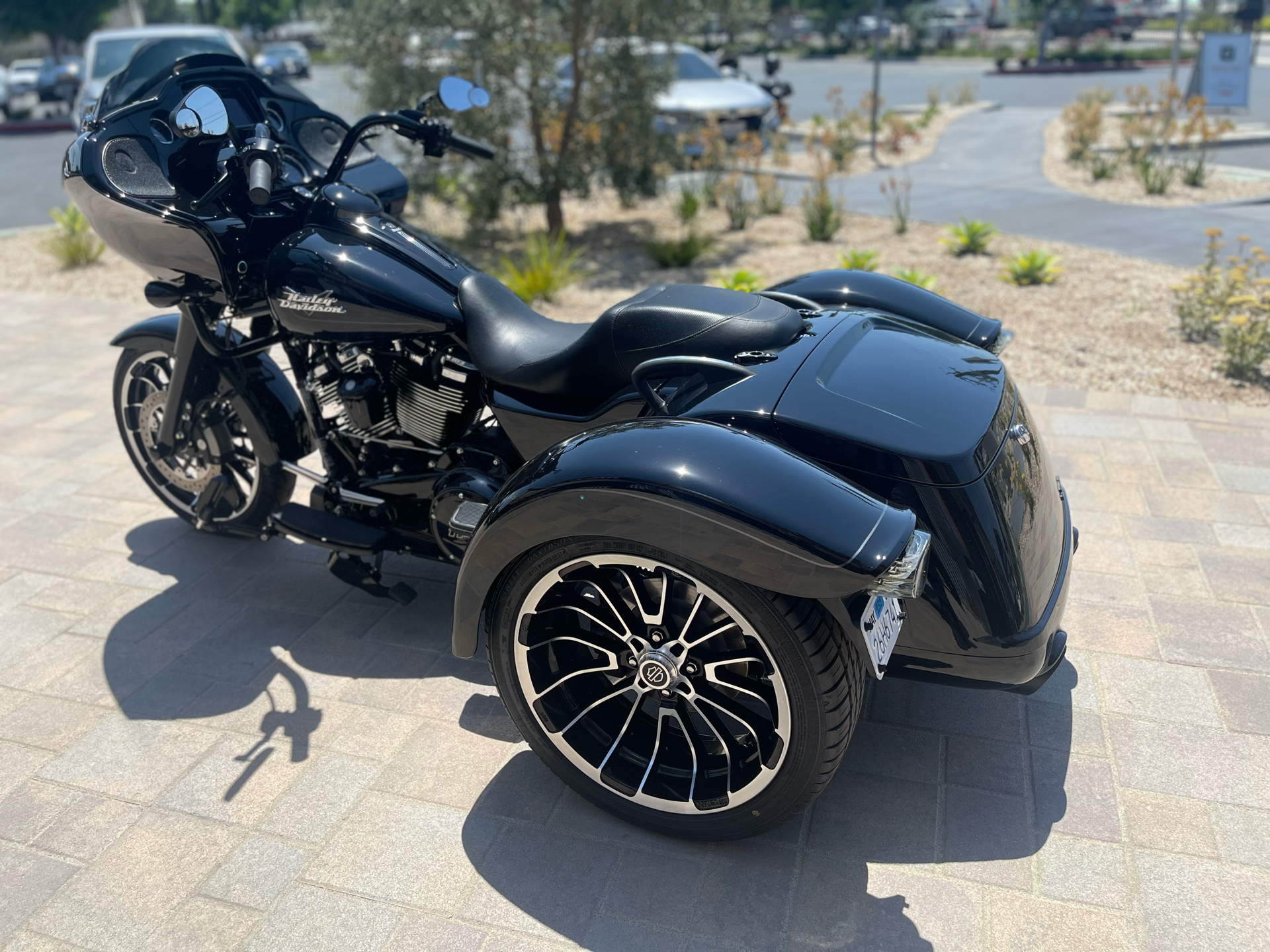 2023 Harley-Davidson Road Glide® 3 in Baldwin Park, California - Photo 4