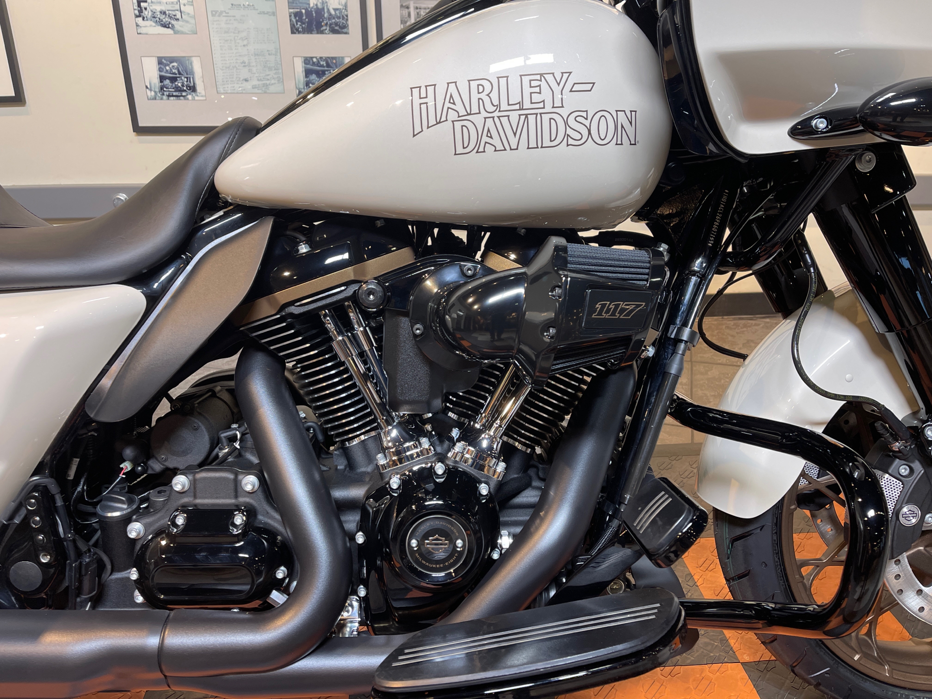 2023 Harley-Davidson Road Glide® ST in Baldwin Park, California - Photo 3