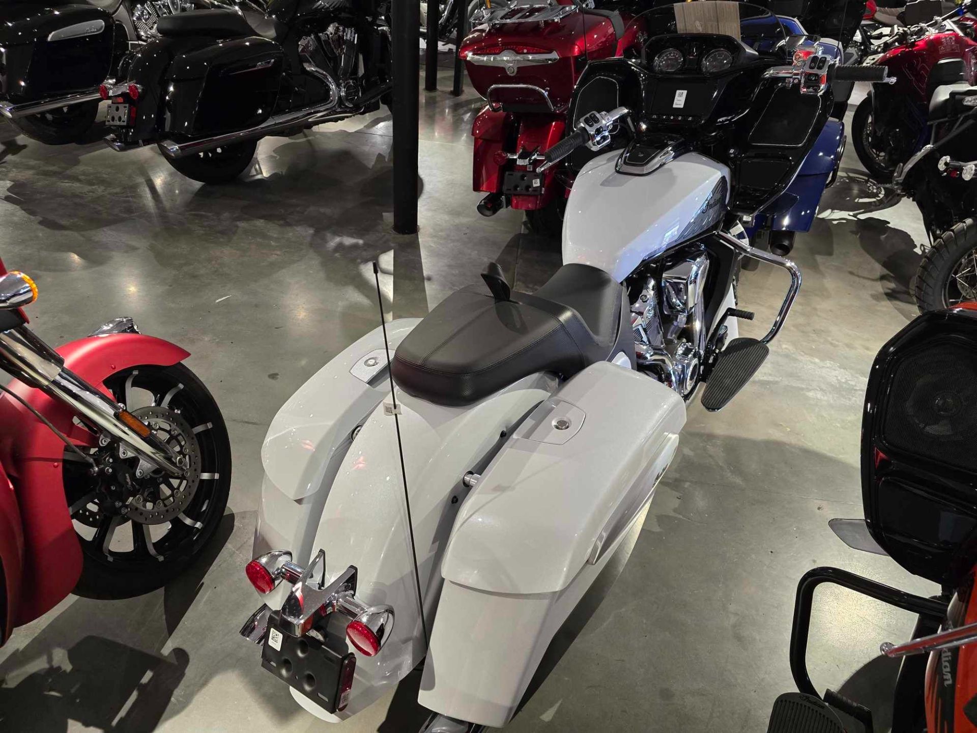 2024 Indian Motorcycle Challenger® Limited in Norwich, Connecticut - Photo 4