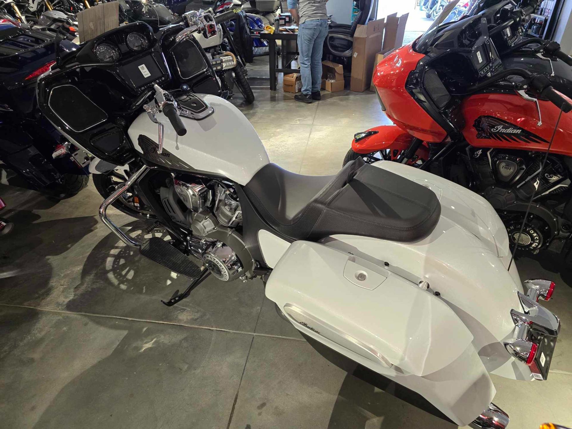 2024 Indian Motorcycle Challenger® Limited in Norwich, Connecticut - Photo 5