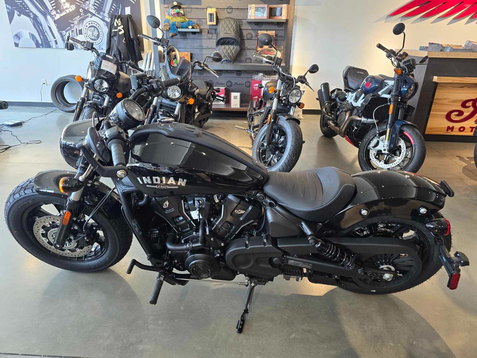 2025 Indian Motorcycle Scout® Bobber Limited in Norwich, Connecticut - Photo 3