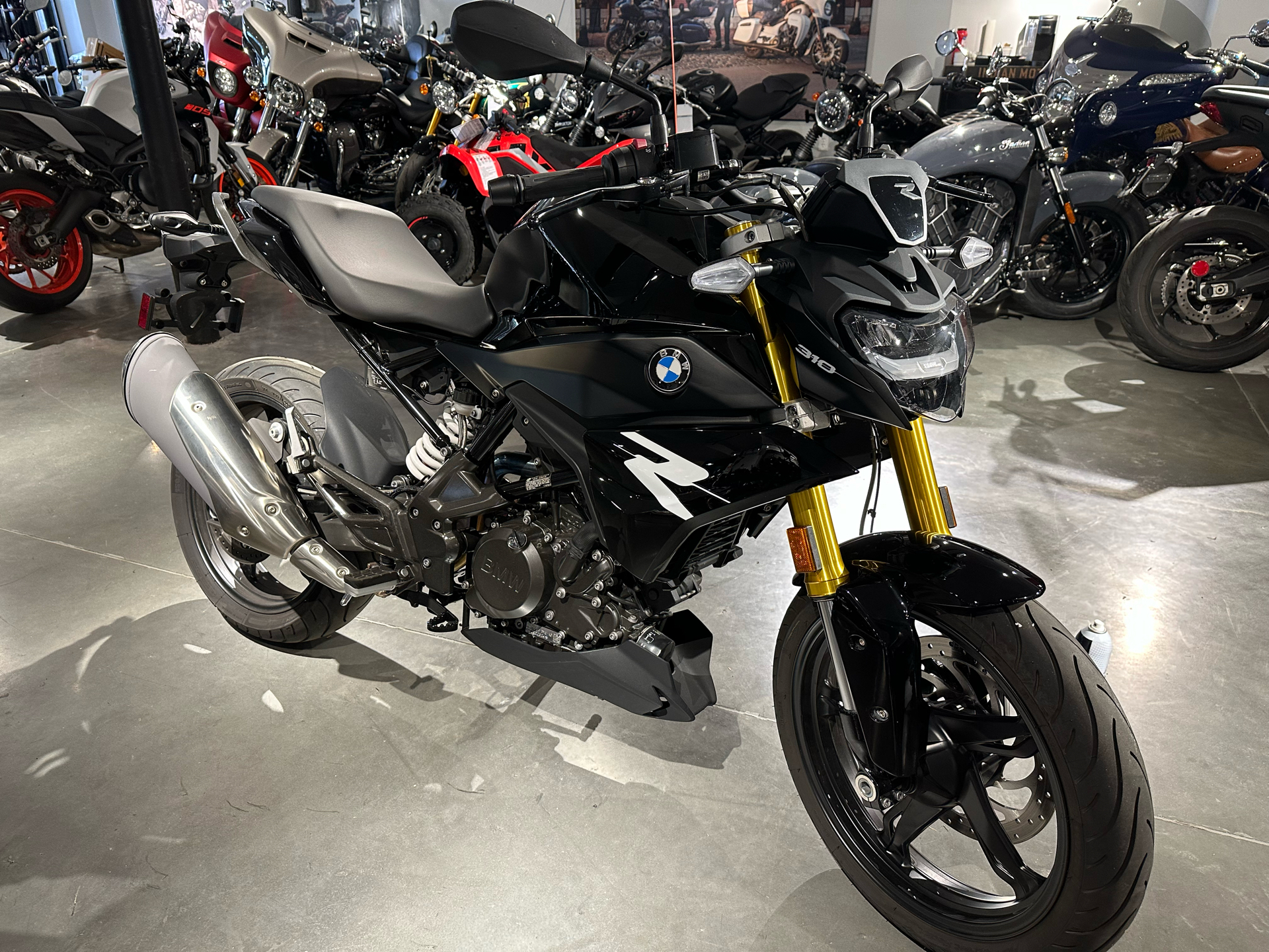 2022 BMW G 310 R in Norwich, Connecticut - Photo 4