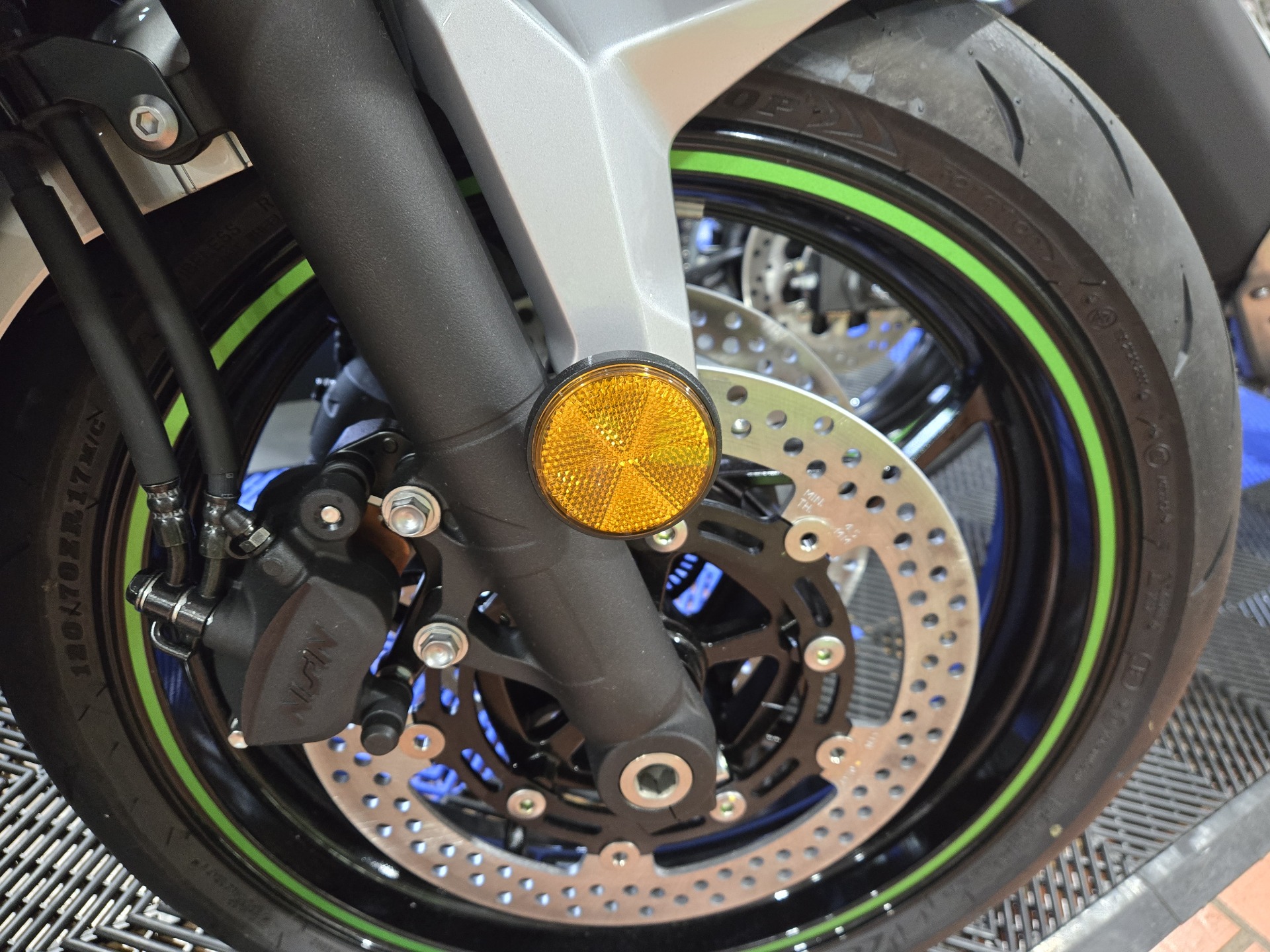 2024 Kawasaki Ninja 7 Hybrid ABS in Wake Forest, North Carolina - Photo 3