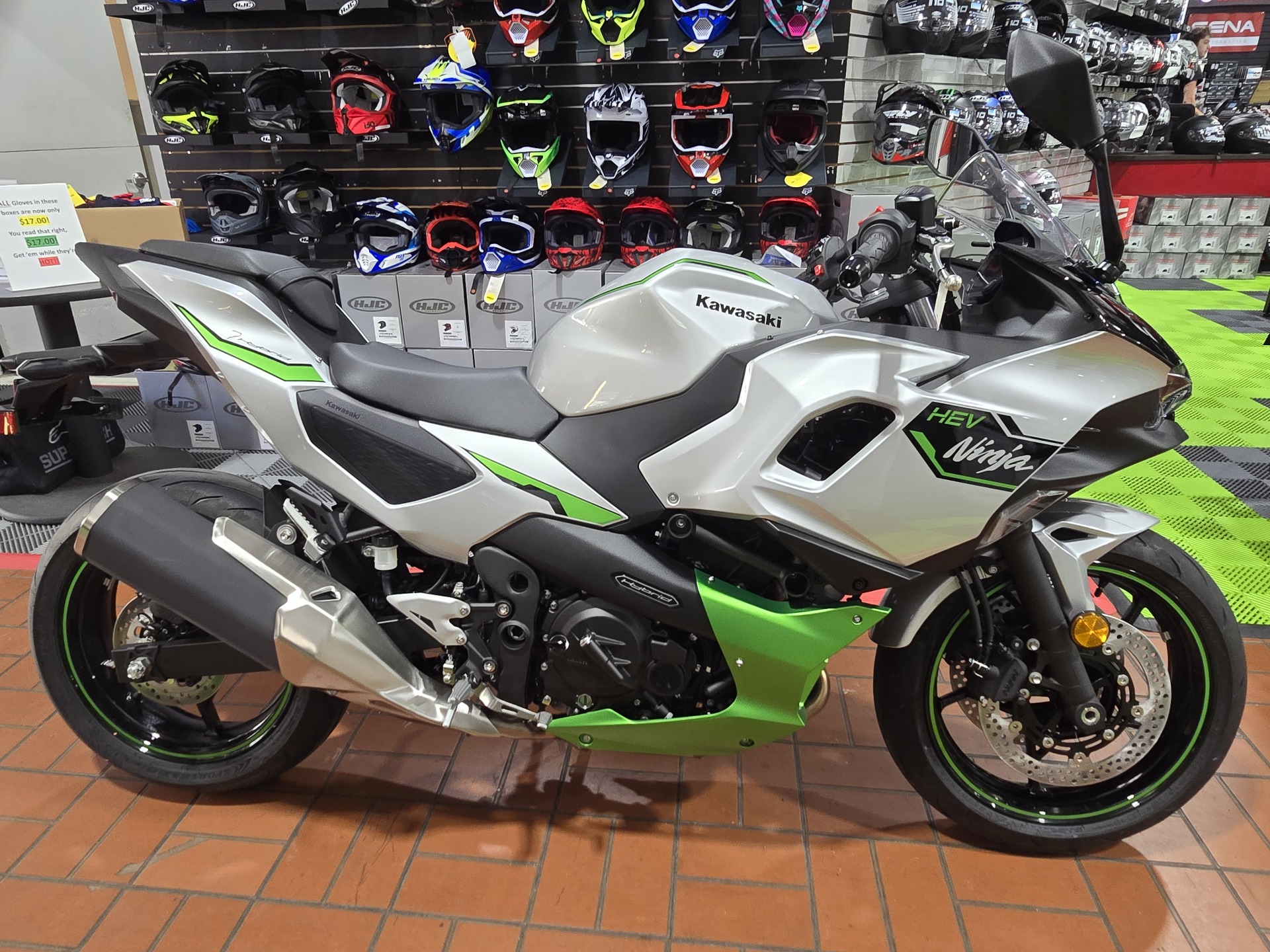 2024 Kawasaki Ninja 7 Hybrid ABS in Wake Forest, North Carolina - Photo 13